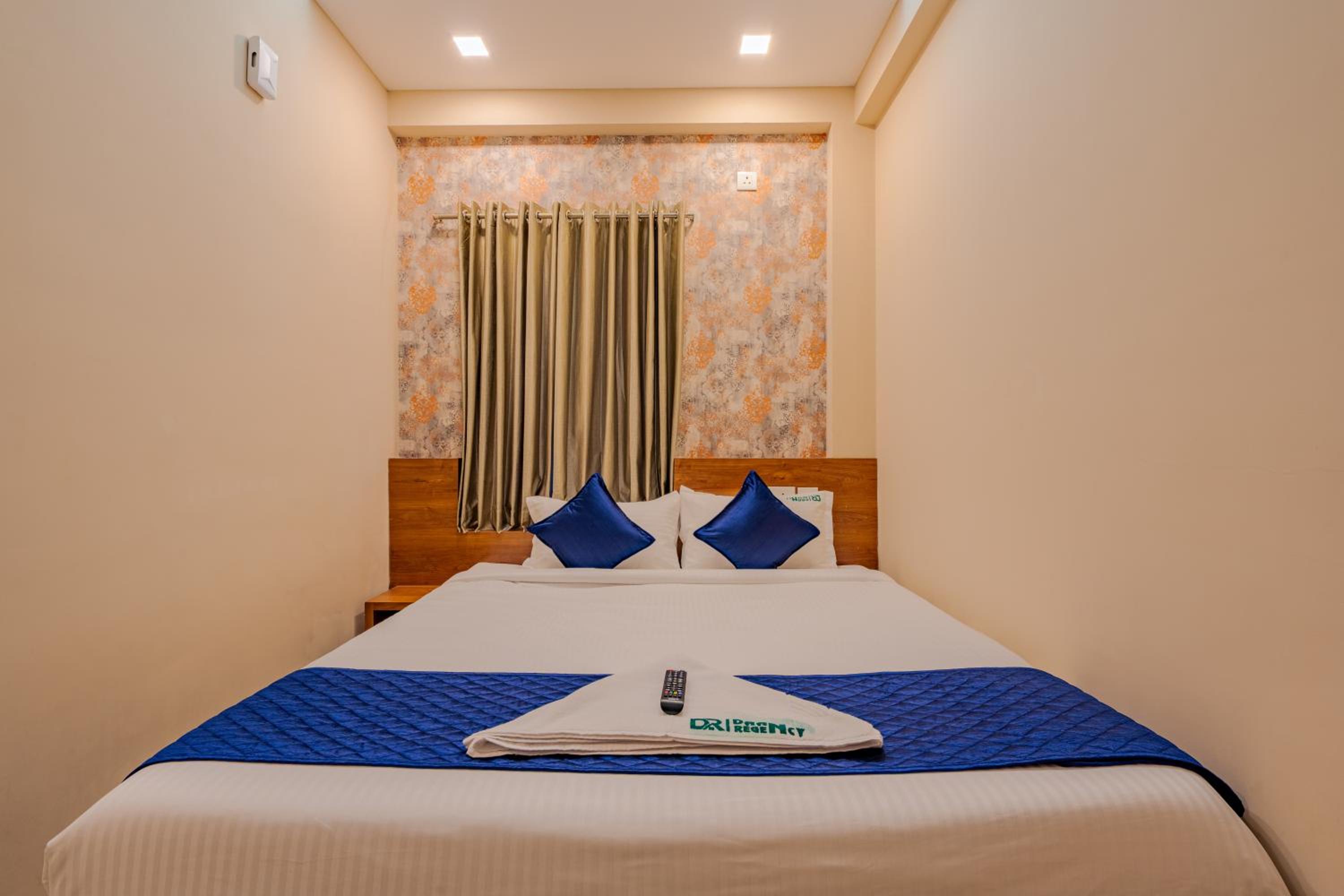 Economy Double Room photo 3