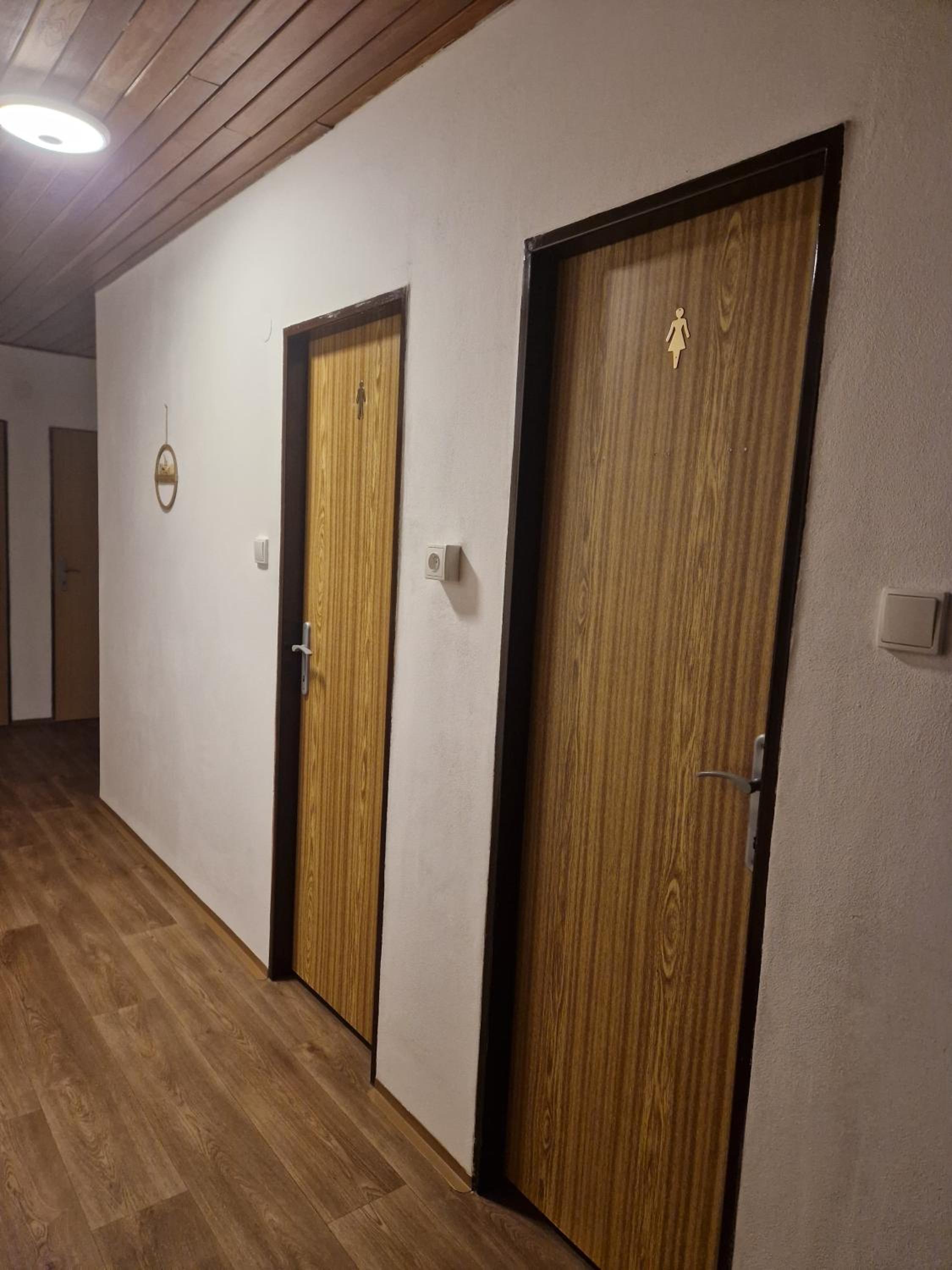 Triple Room With Shared Bathroom photo 2