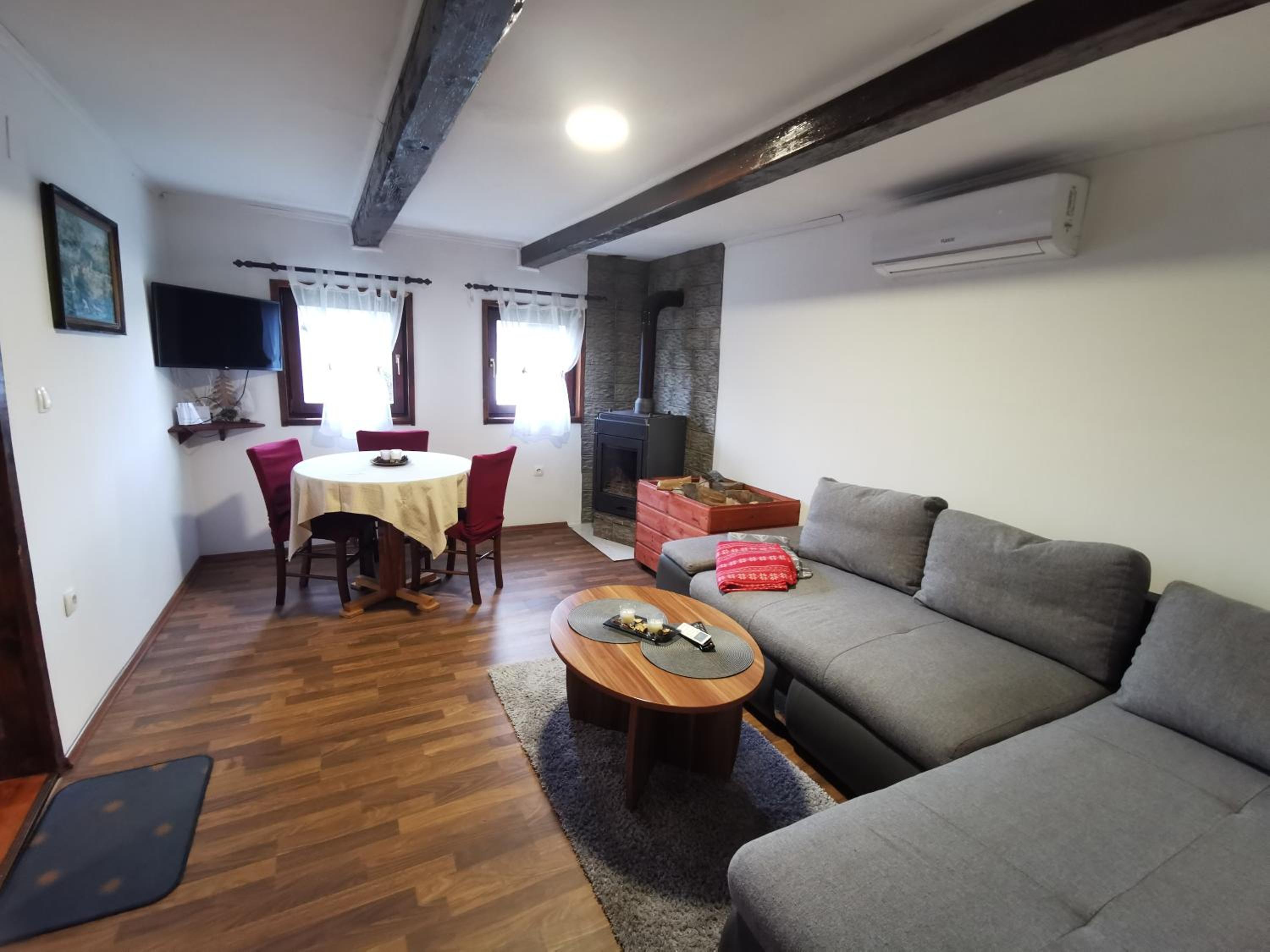 Two-Bedroom House photo 2