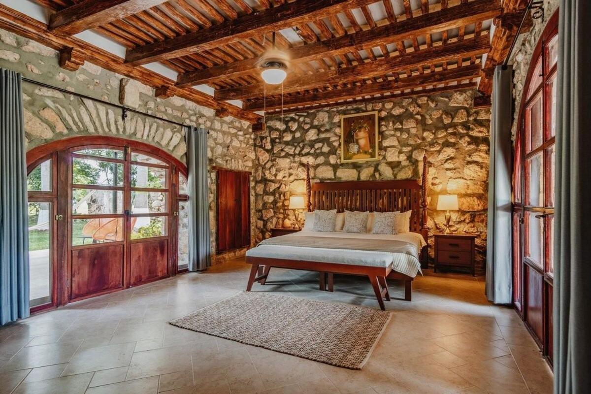 Superior Villa photo 1