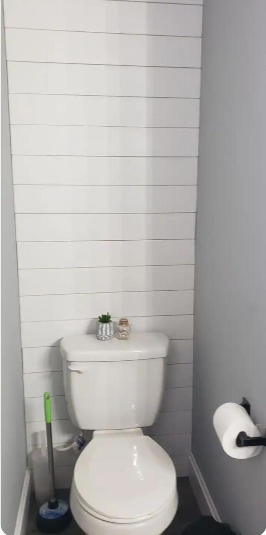 Three-Bedroom House photo 2