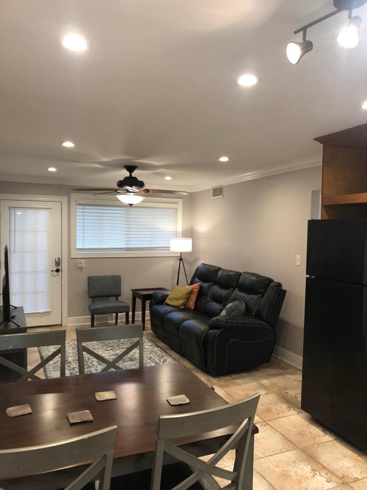 Apartment photo 3