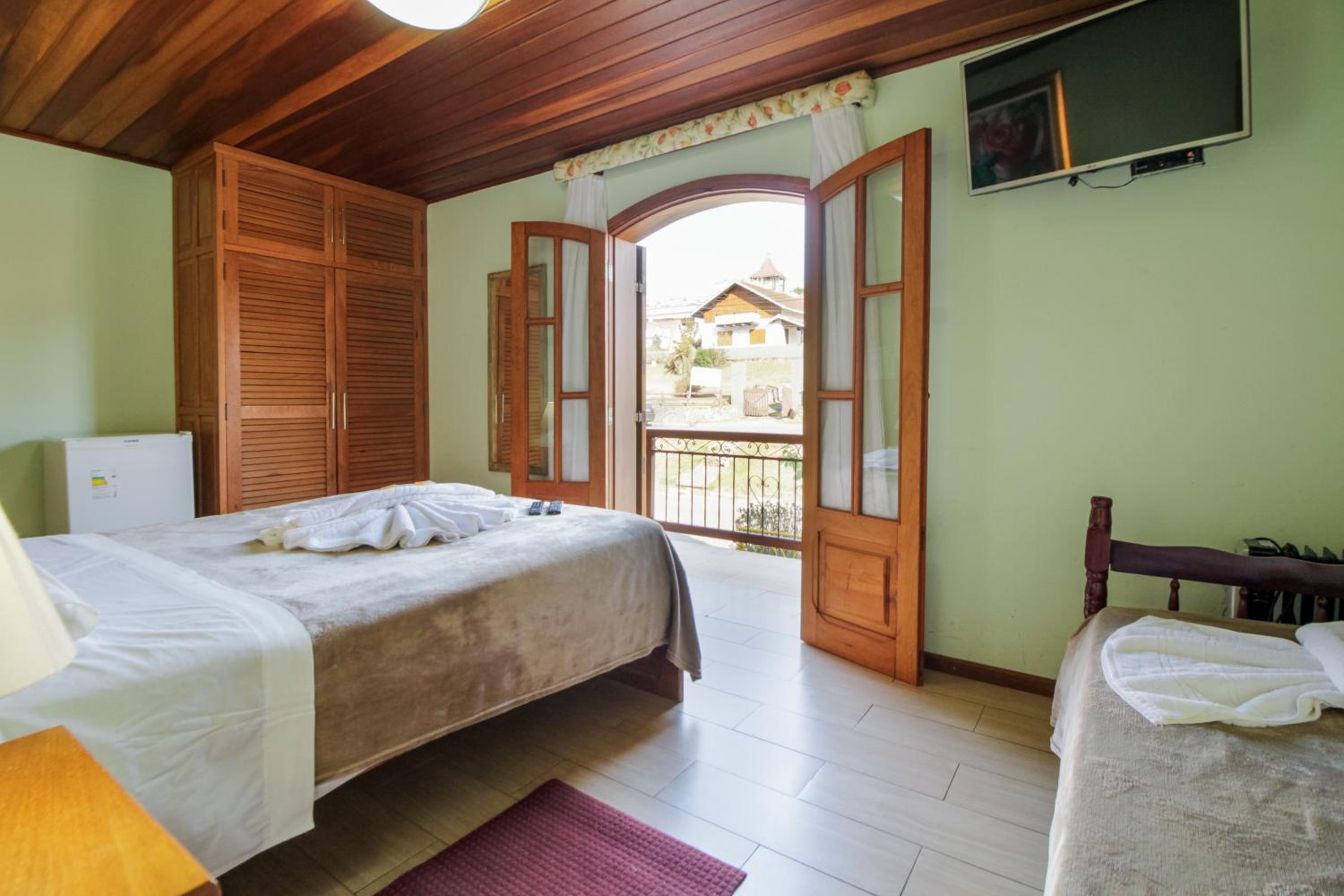 Standard Room photo 3