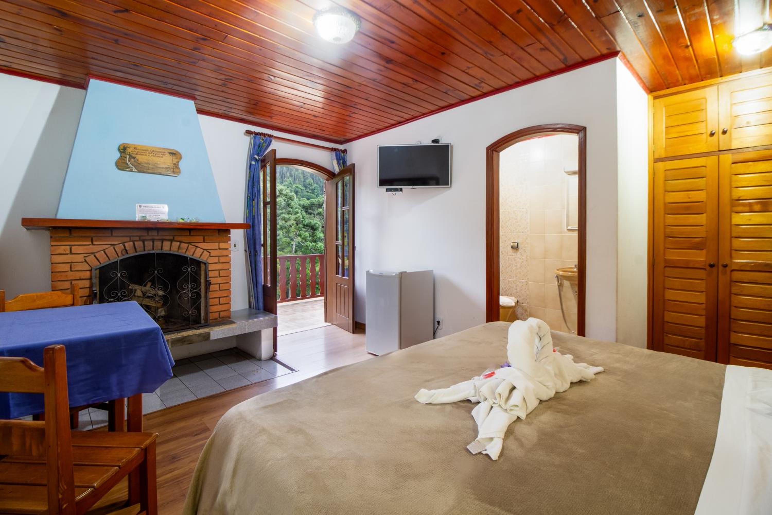 Master Room photo 3