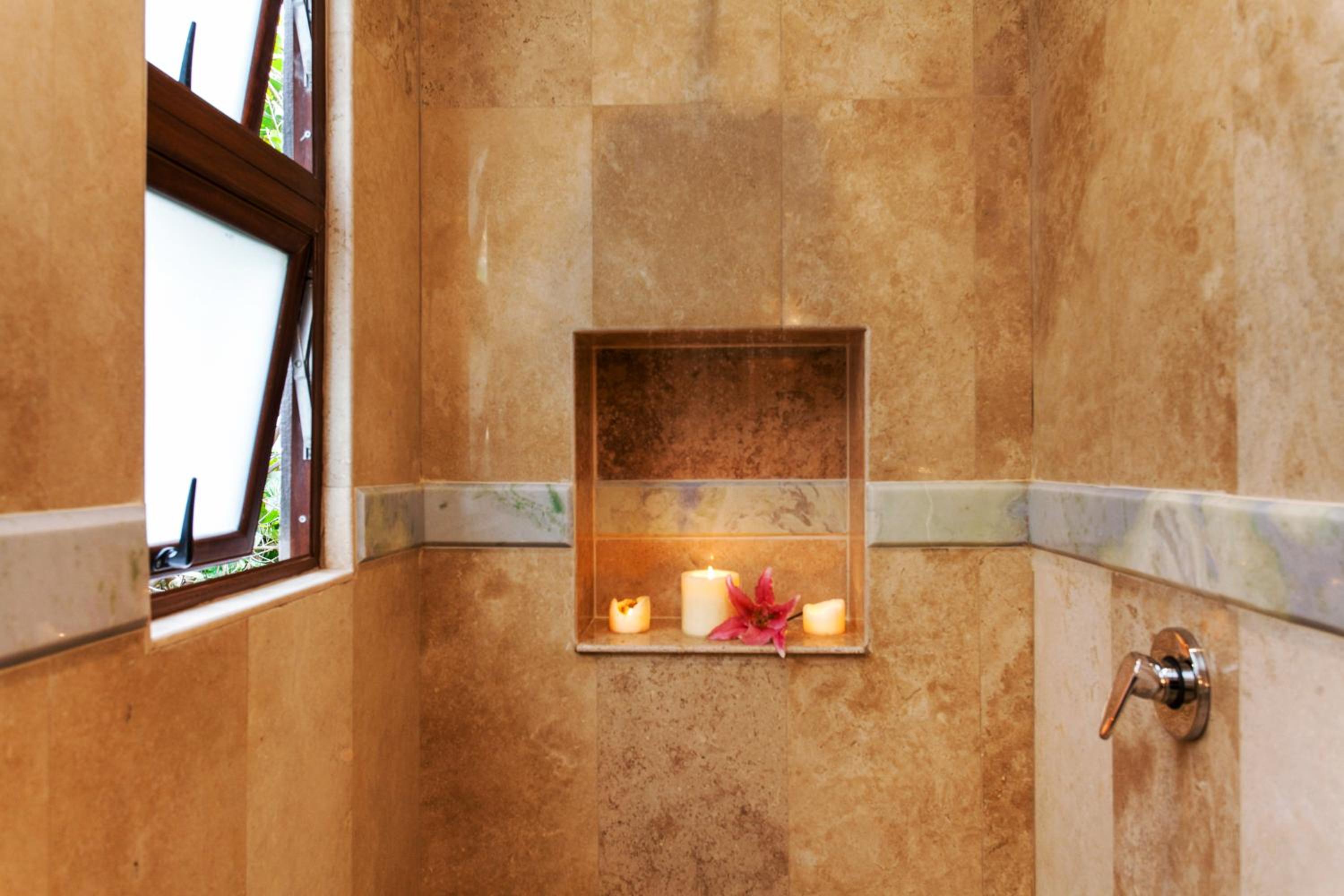 Three-Bedroom Suite with Private Pool - Photo 13