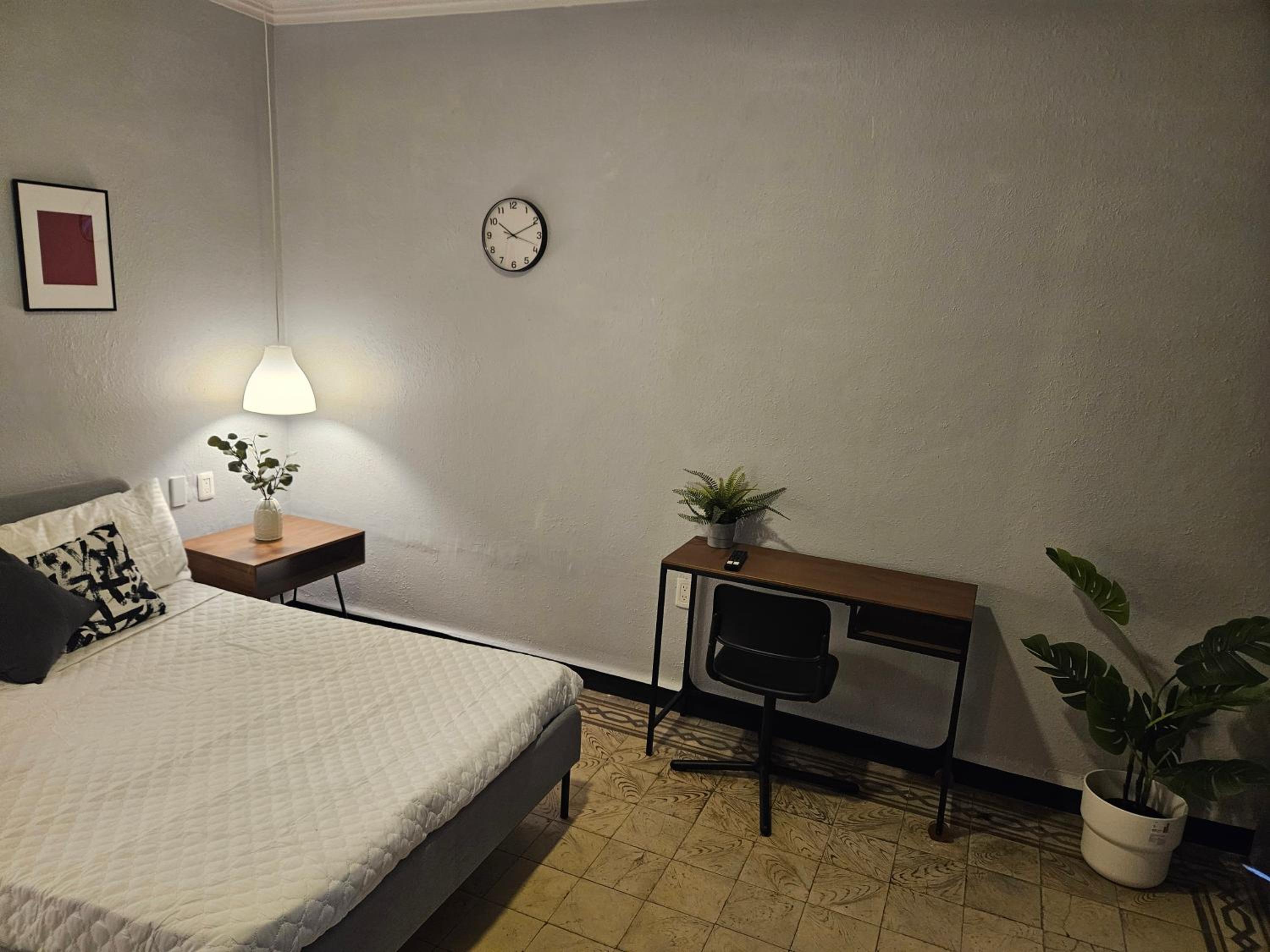Family Double Room - Photo 13
