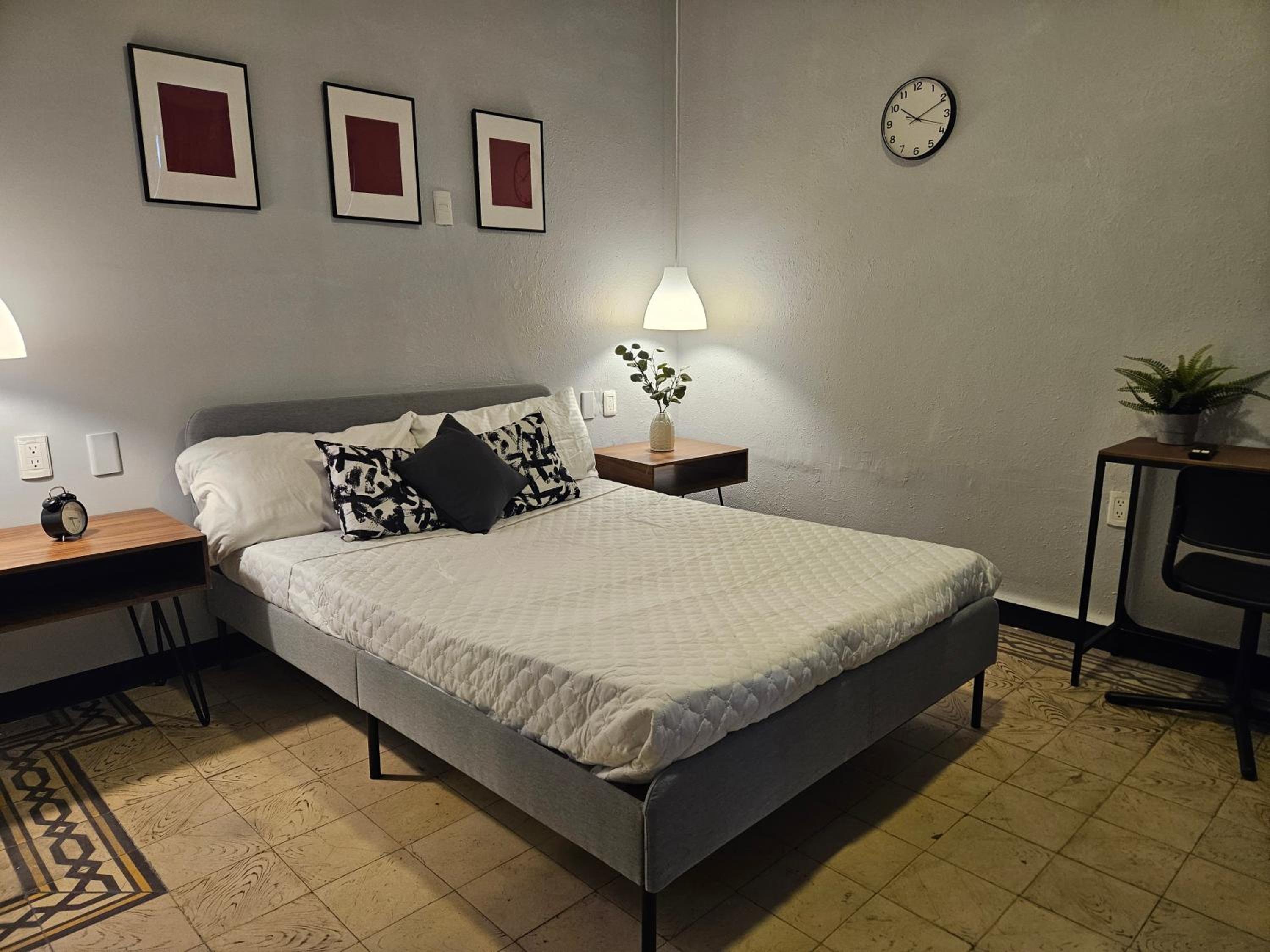 Family Double Room - Photo 10