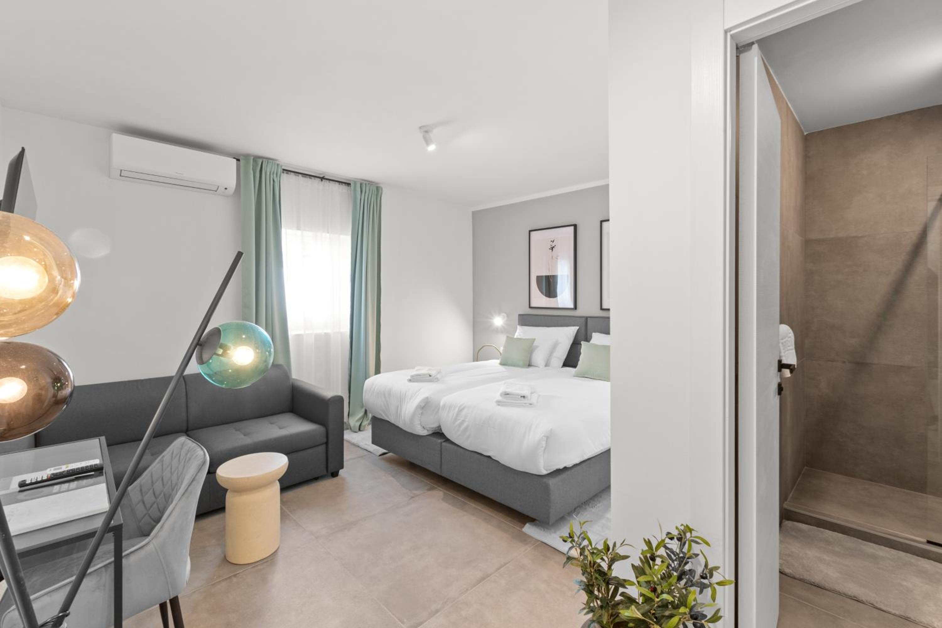 Double or Twin Room photo 2