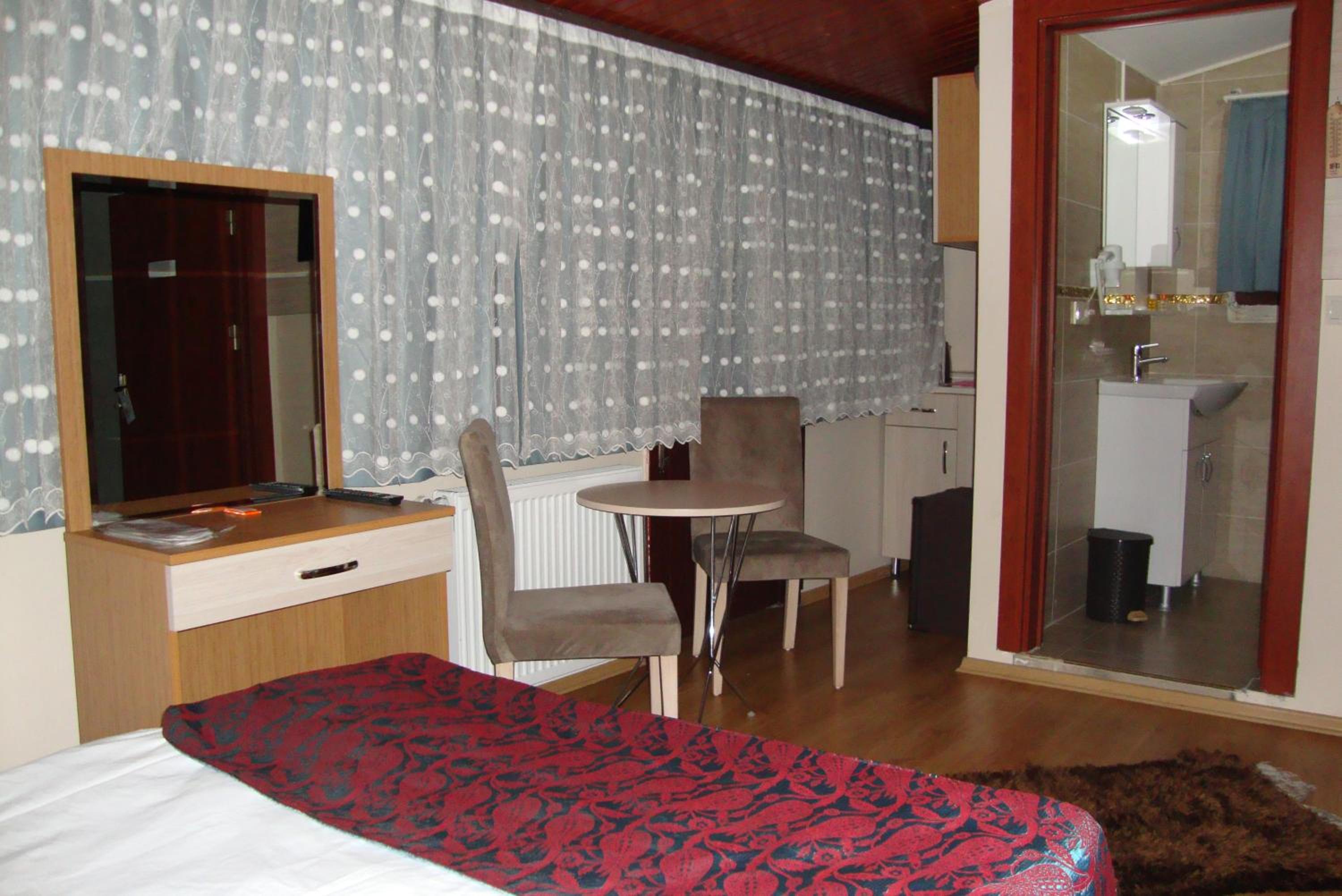 Single Room photo 3