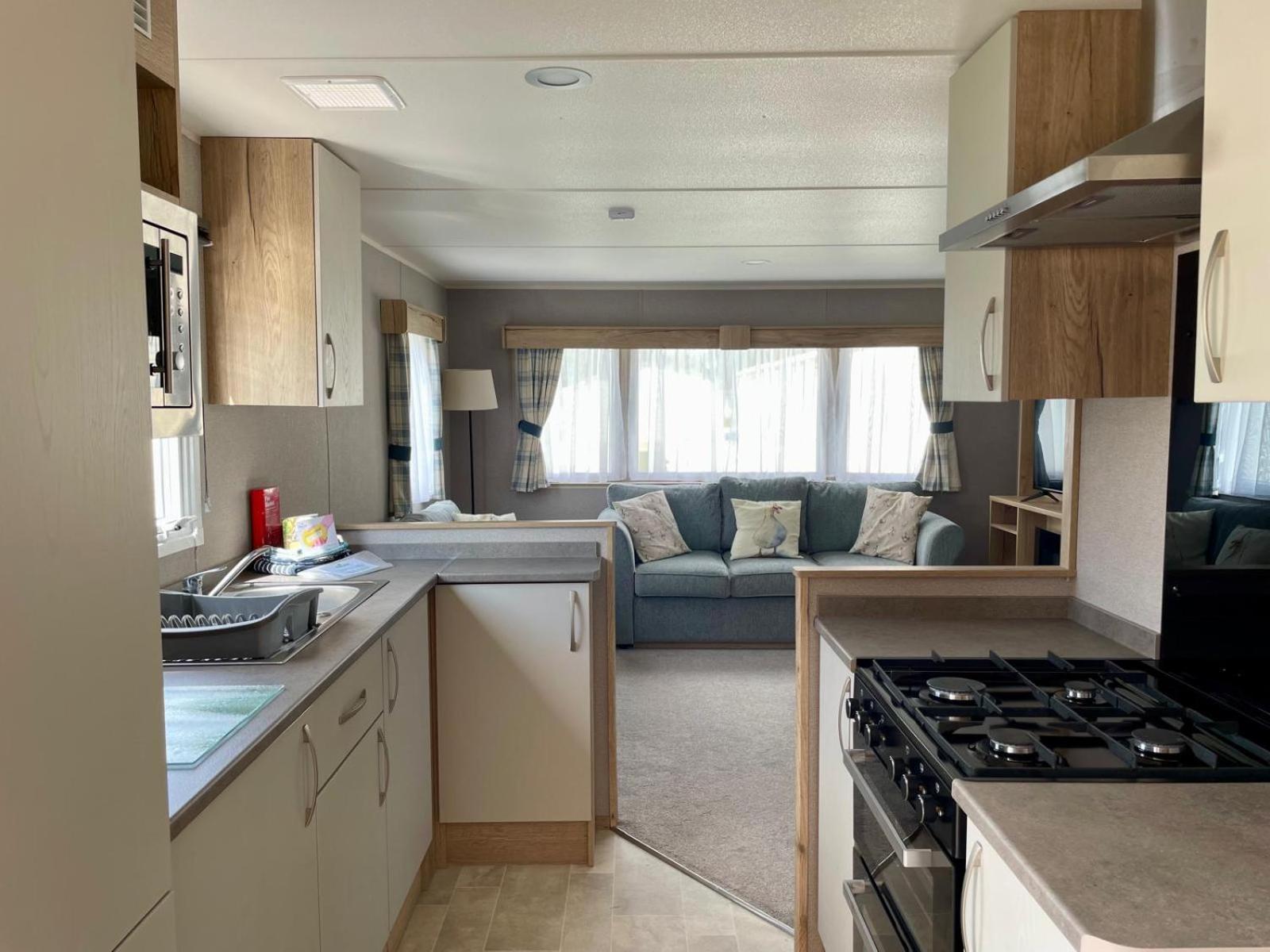 Caravan photo 1