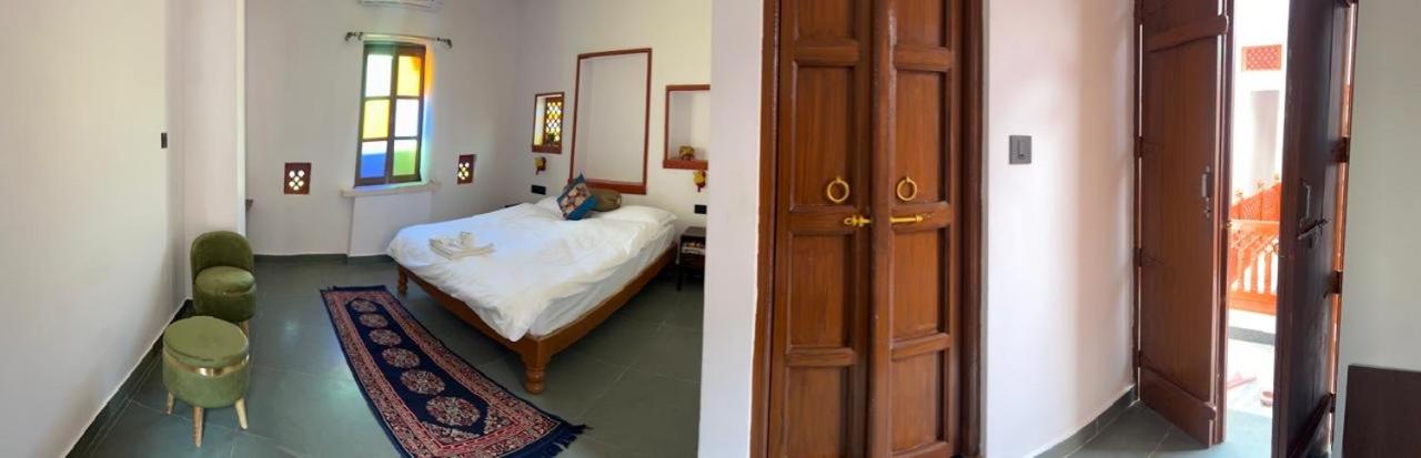 Double Room - Photo 12