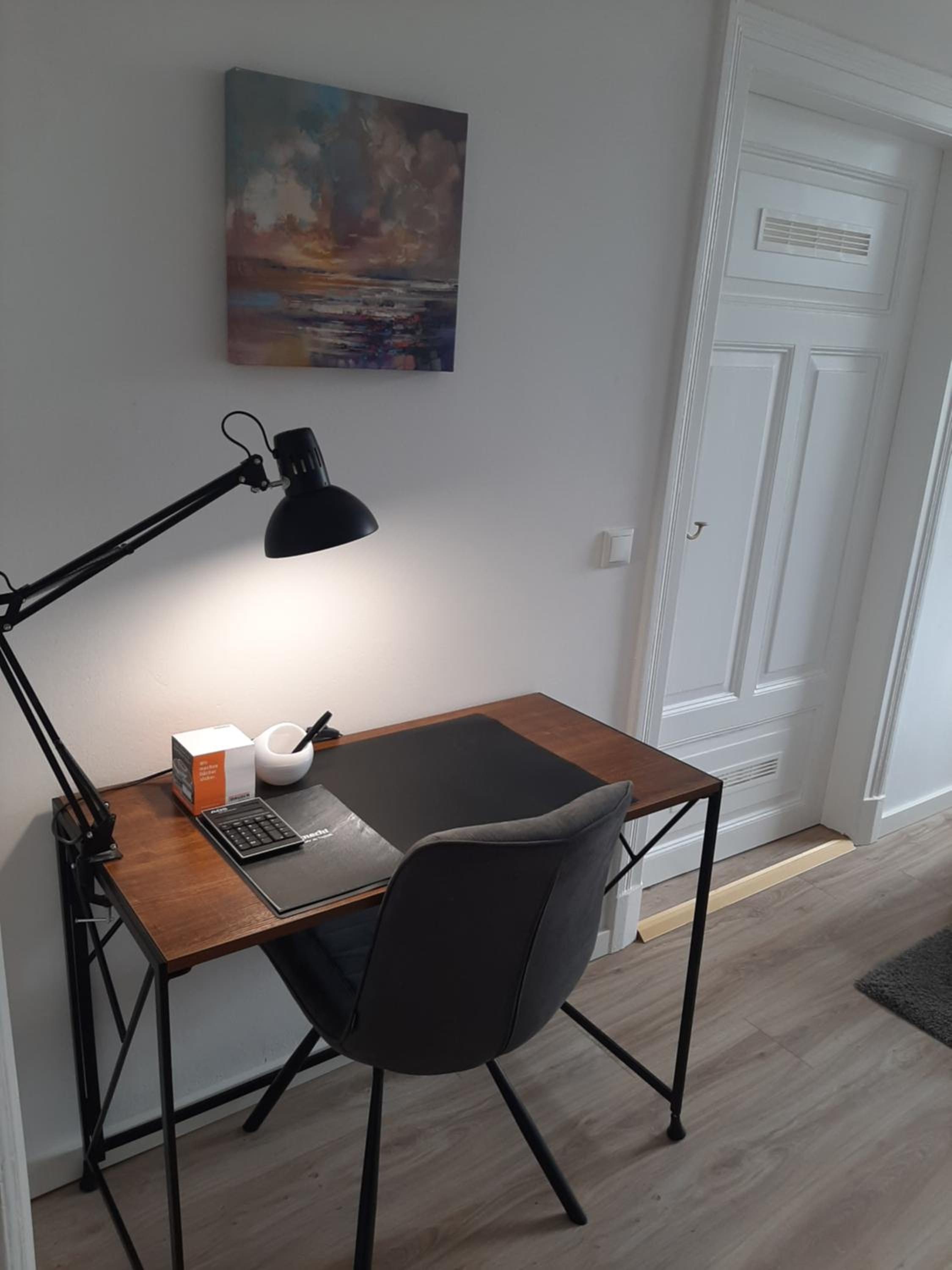One-Bedroom Apartment photo 3