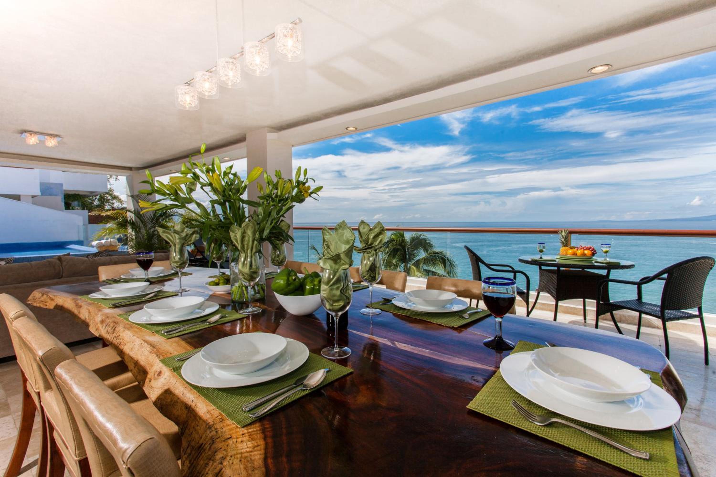 Three-Bedroom Suite with Private Pool - Photo 24