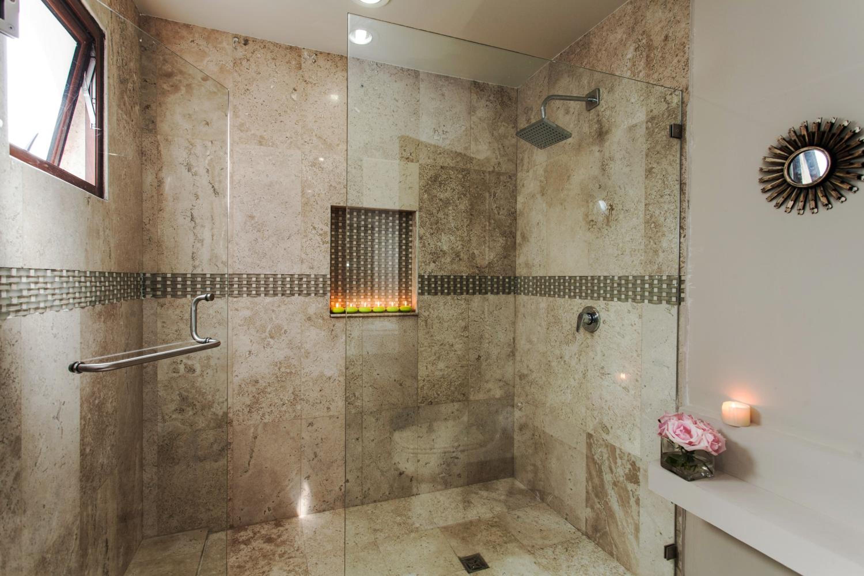 Three-Bedroom Suite with Private Pool - Photo 23