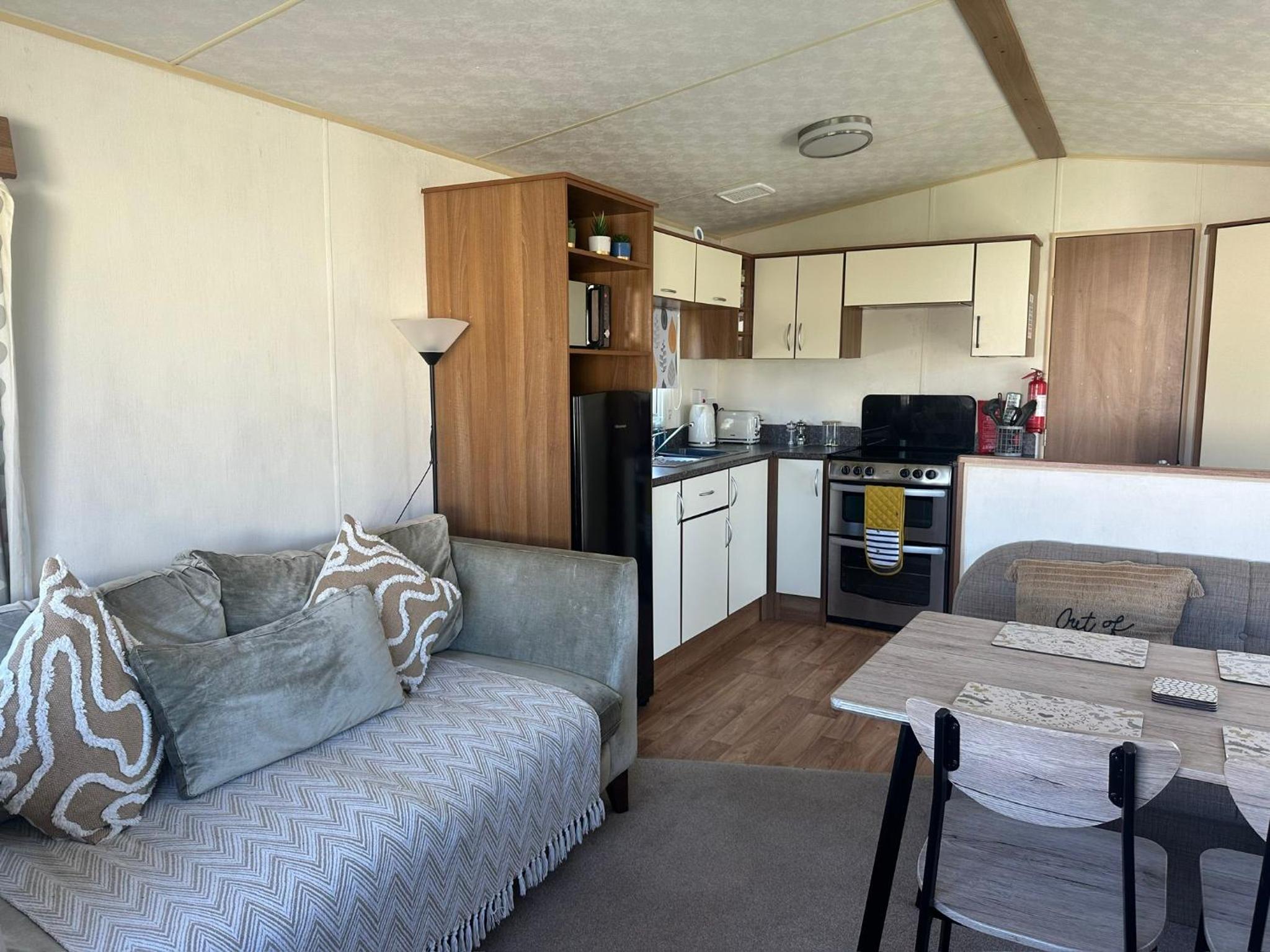 Caravan photo 2