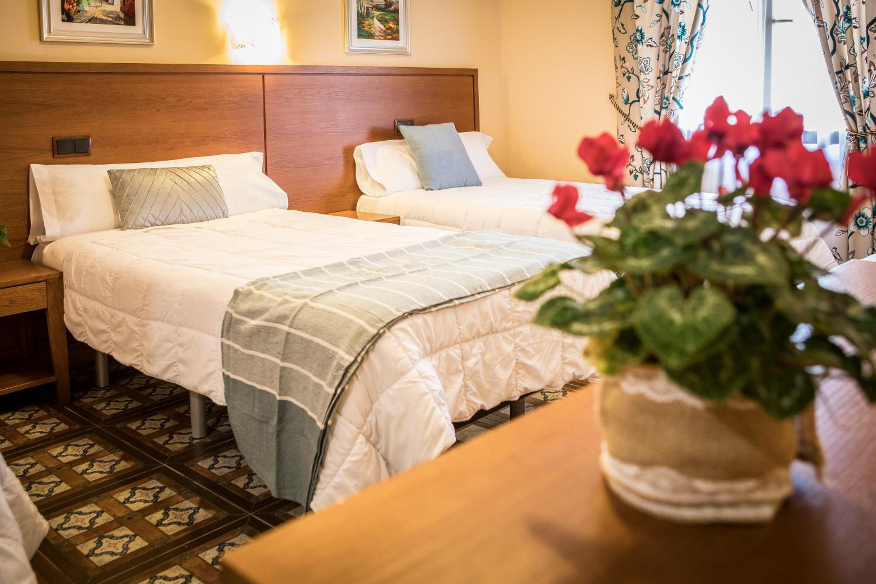Double Room - Photo 1