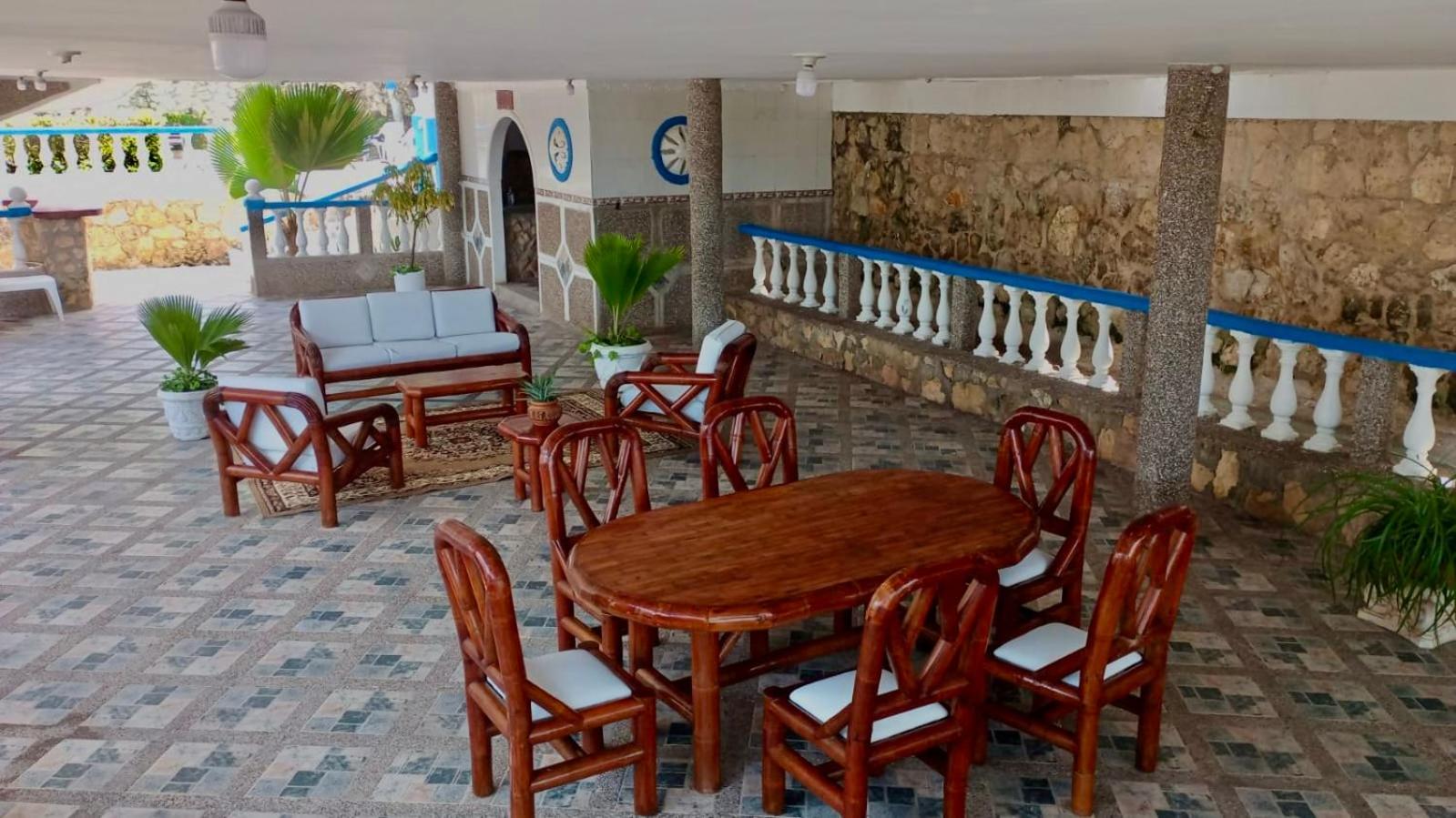 Three-Bedroom Villa photo 1
