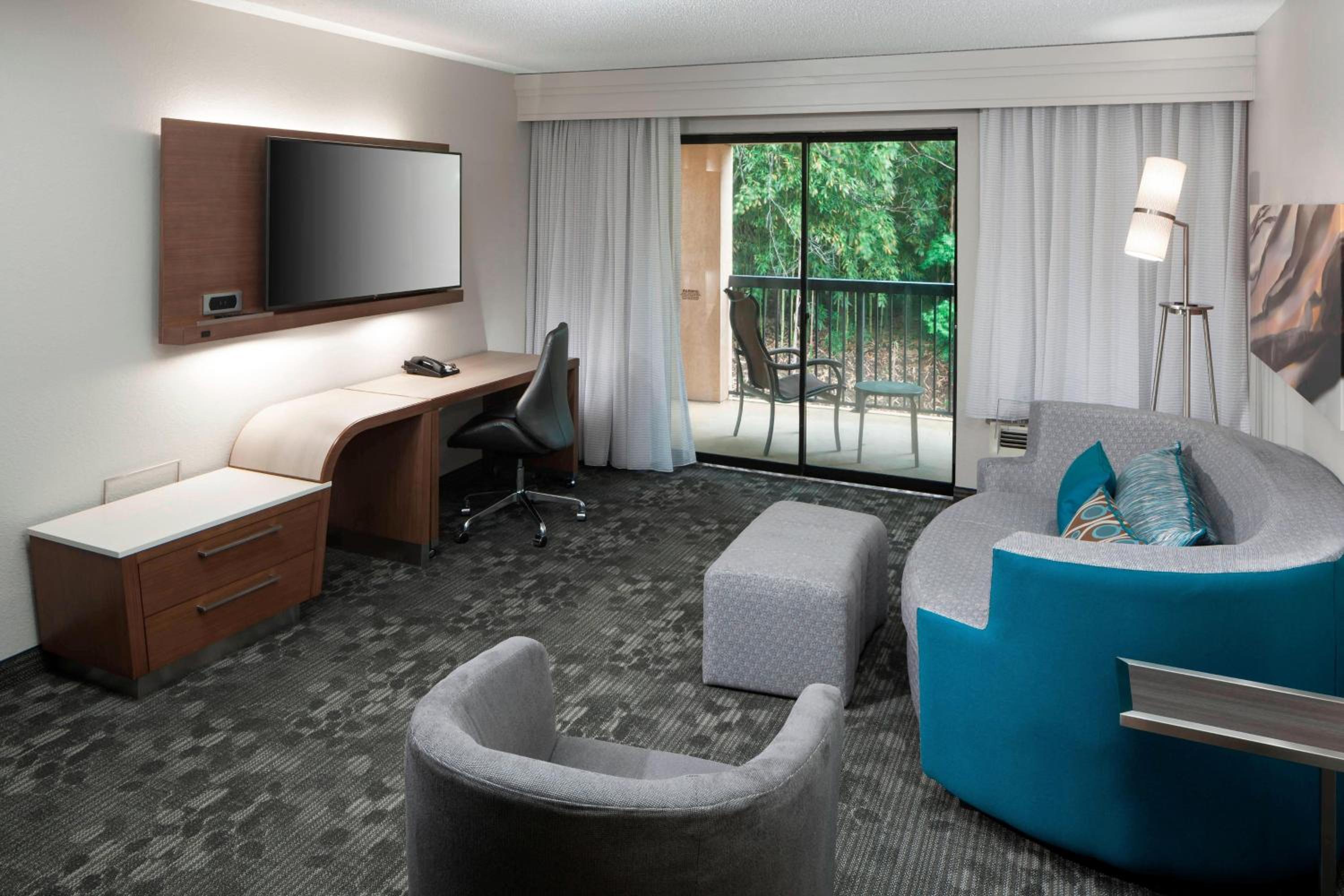 King Suite - Photo 1