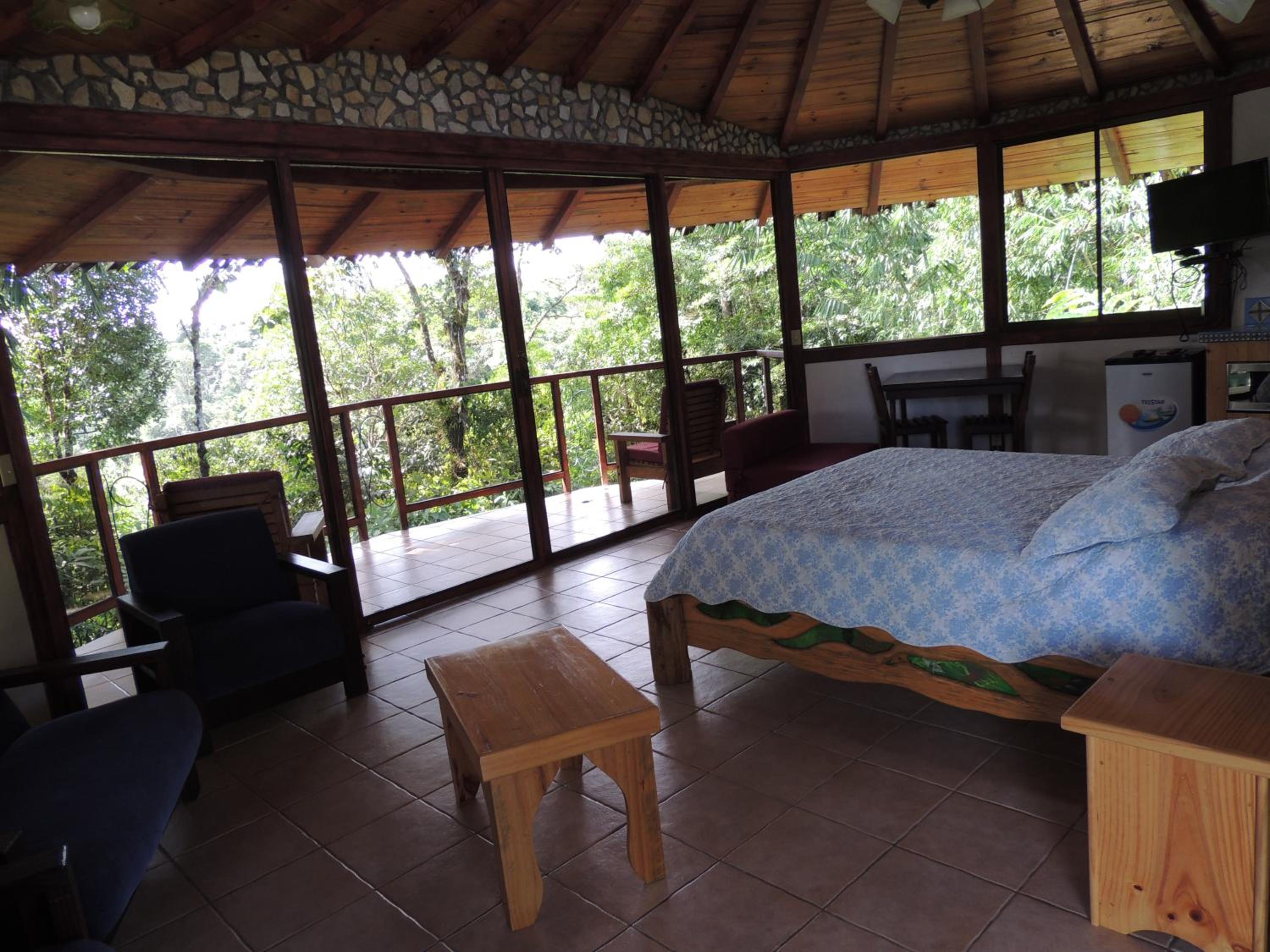 Bungalow (Celeste) photo 1