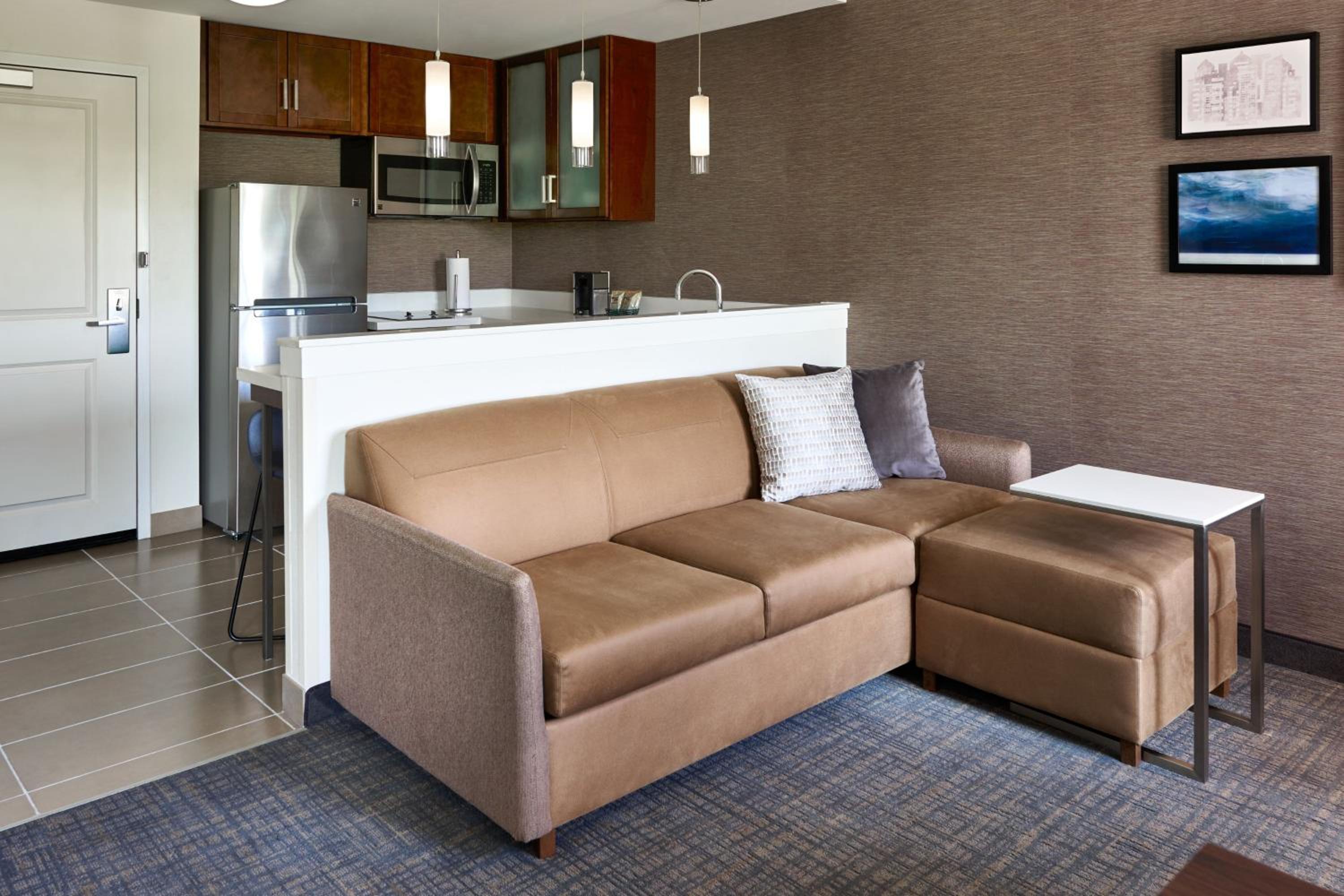 King Studio with Sofa Bed