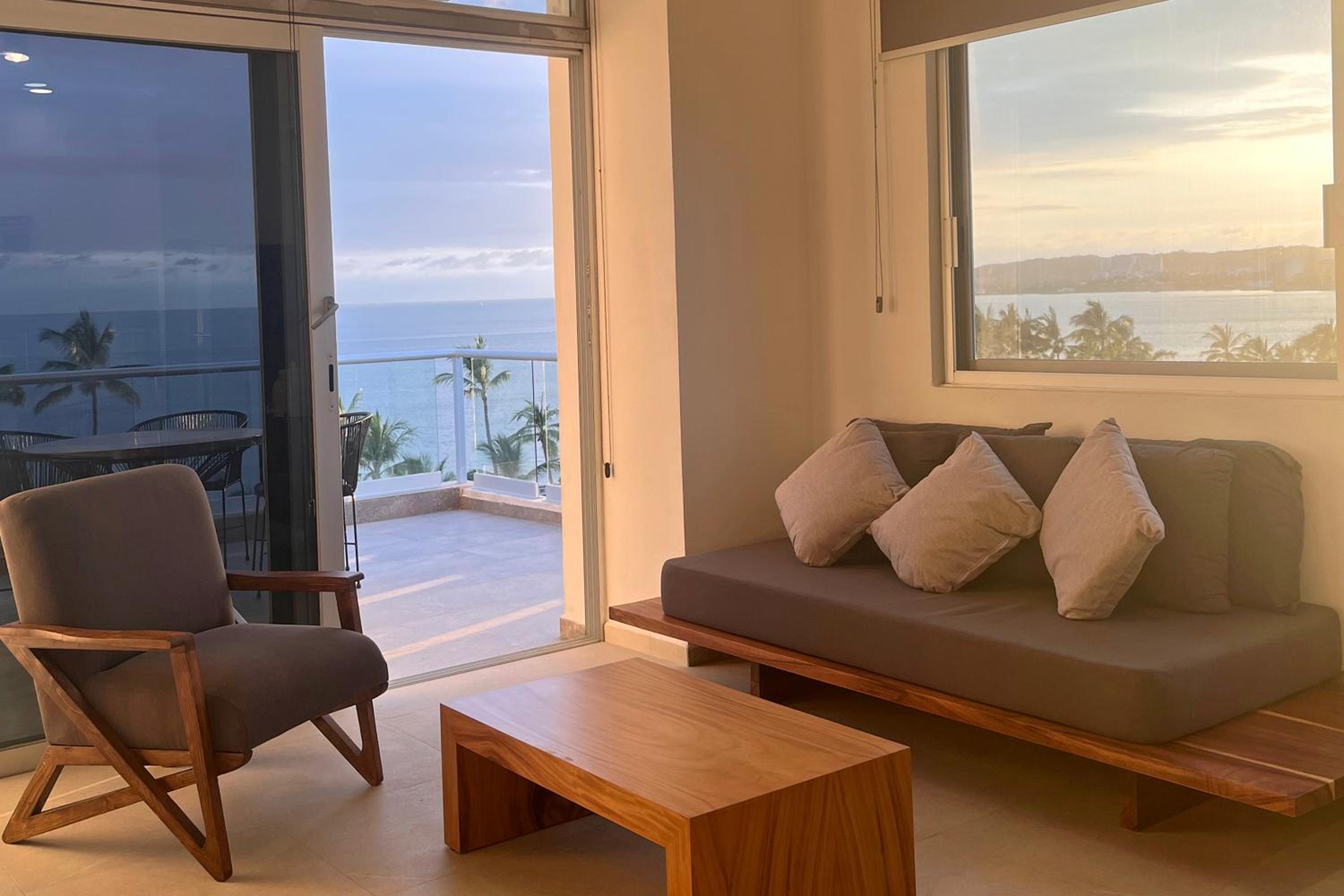 Junior Suite with Sea View photo 3