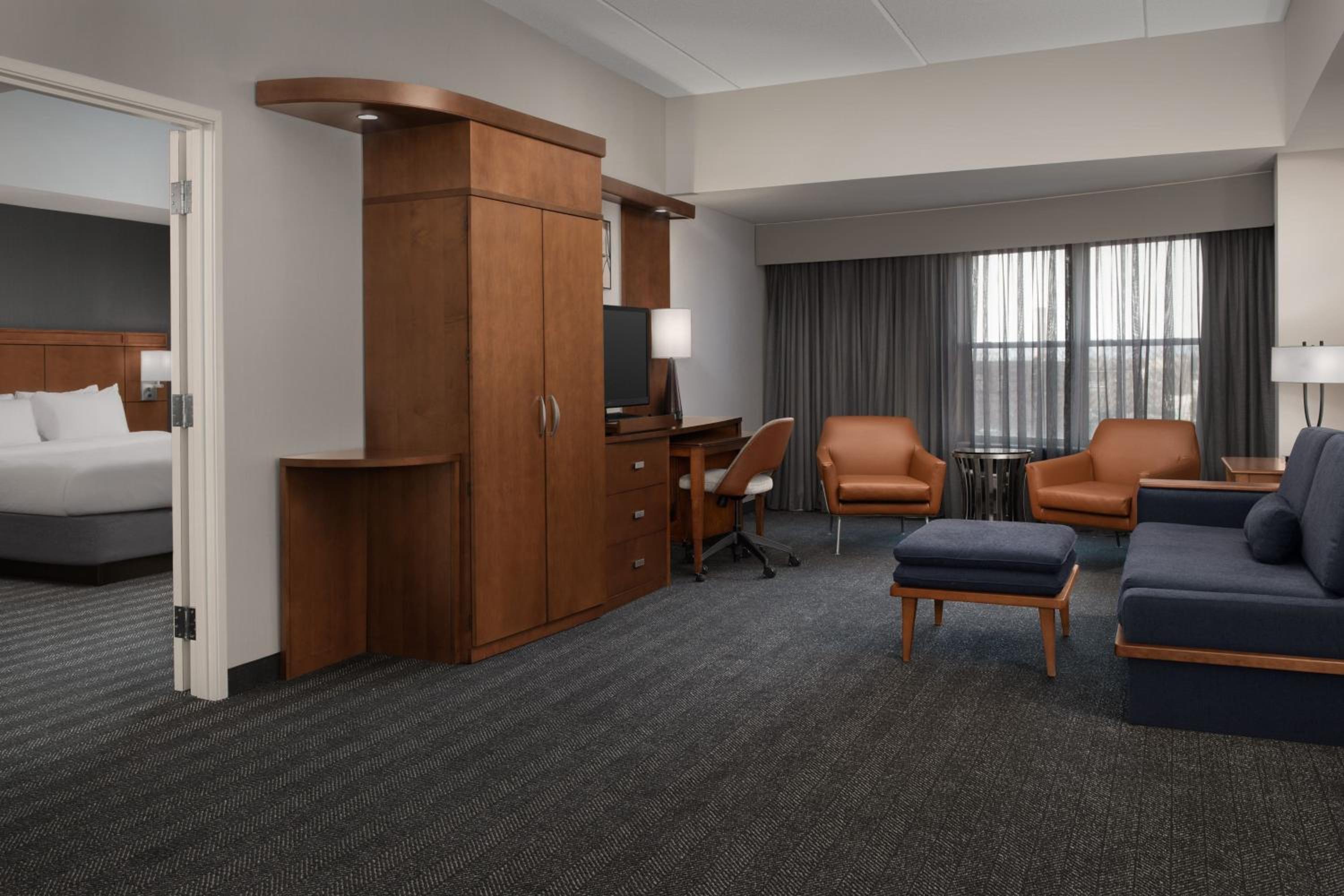 One-Bedroom King Suite with Sofa Bed - Hearing Accessible photo 1