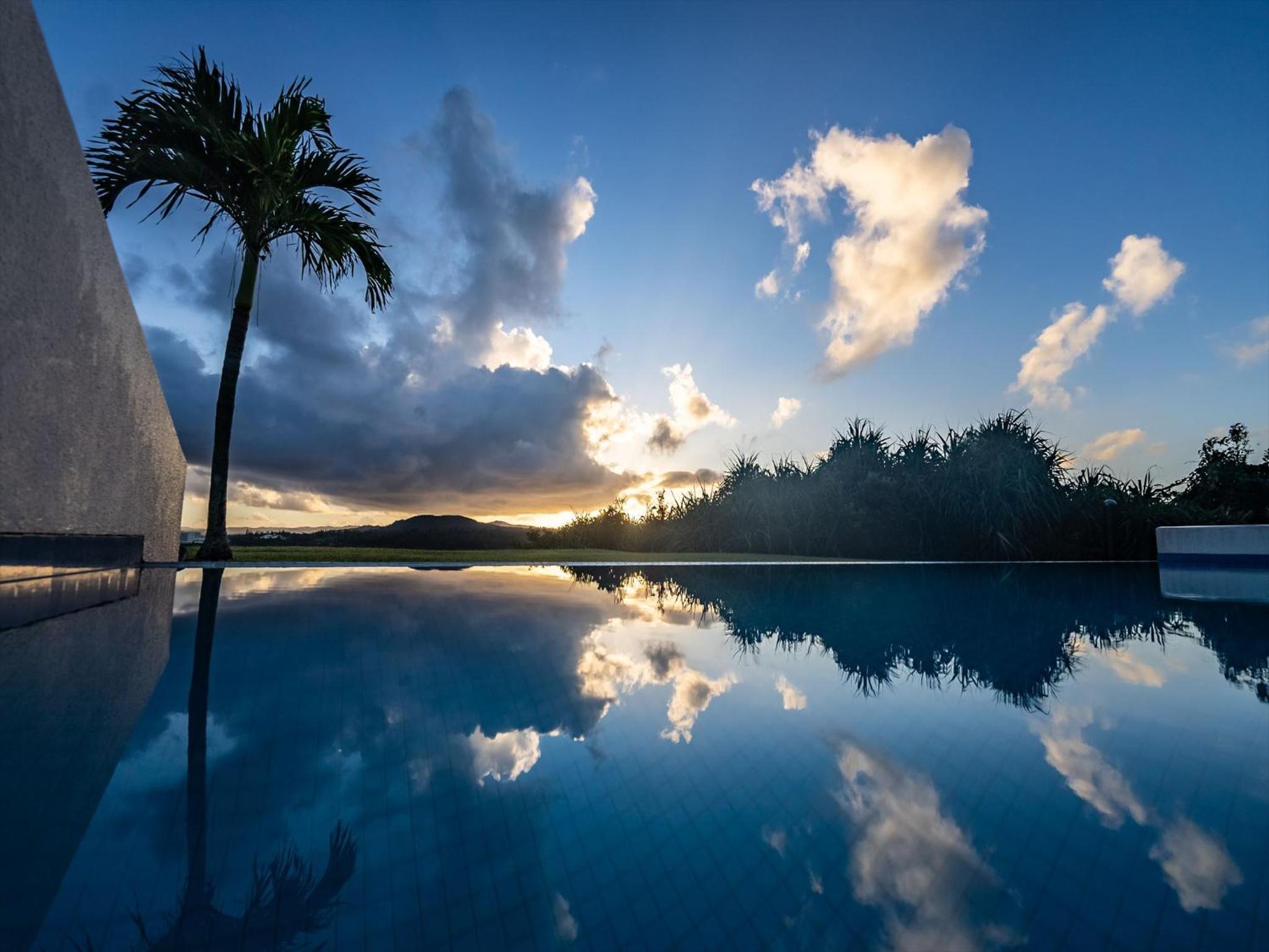 Executive Suite with Private Pool photo 2