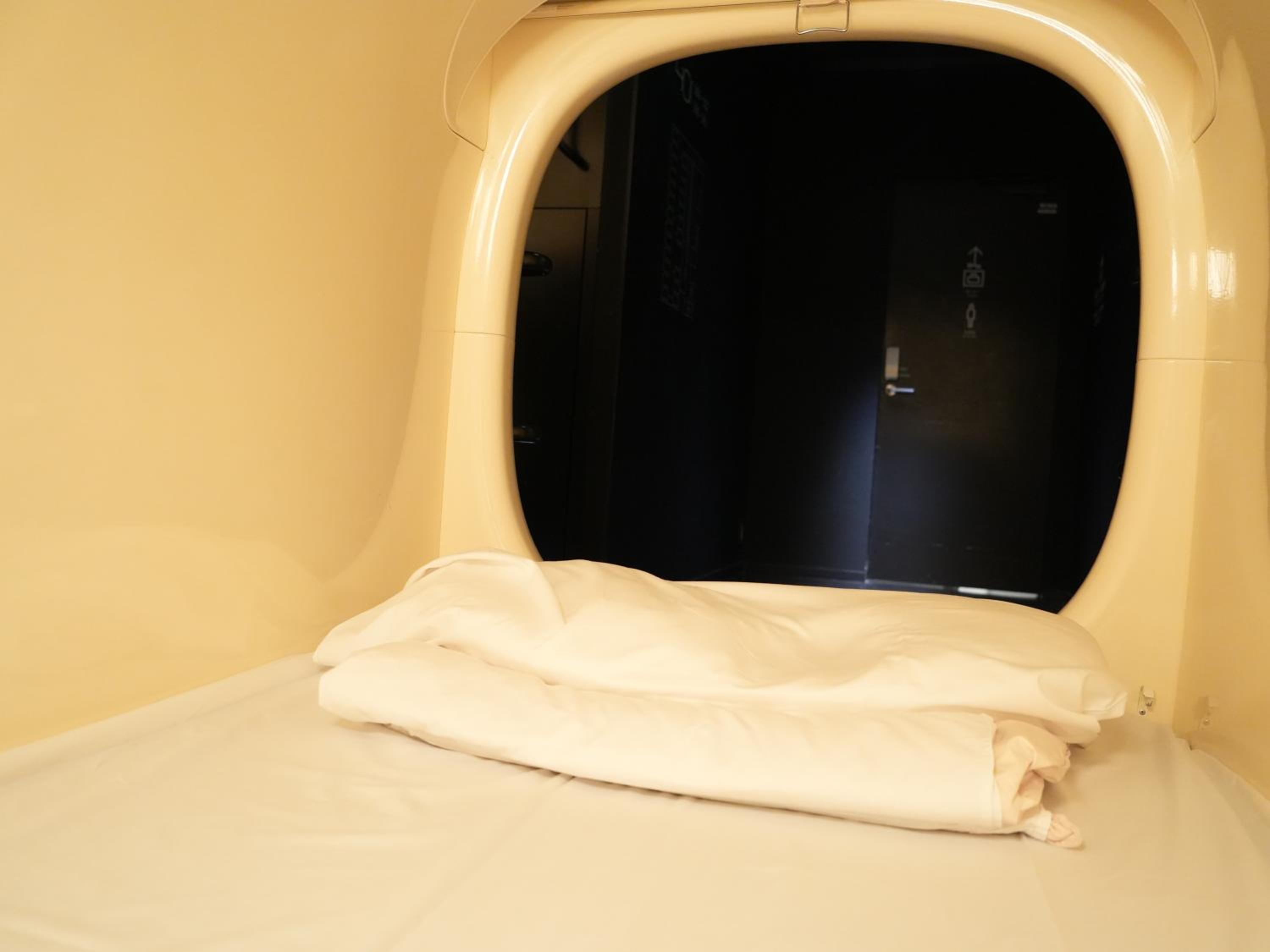 Capsule Room for Female  photo 2