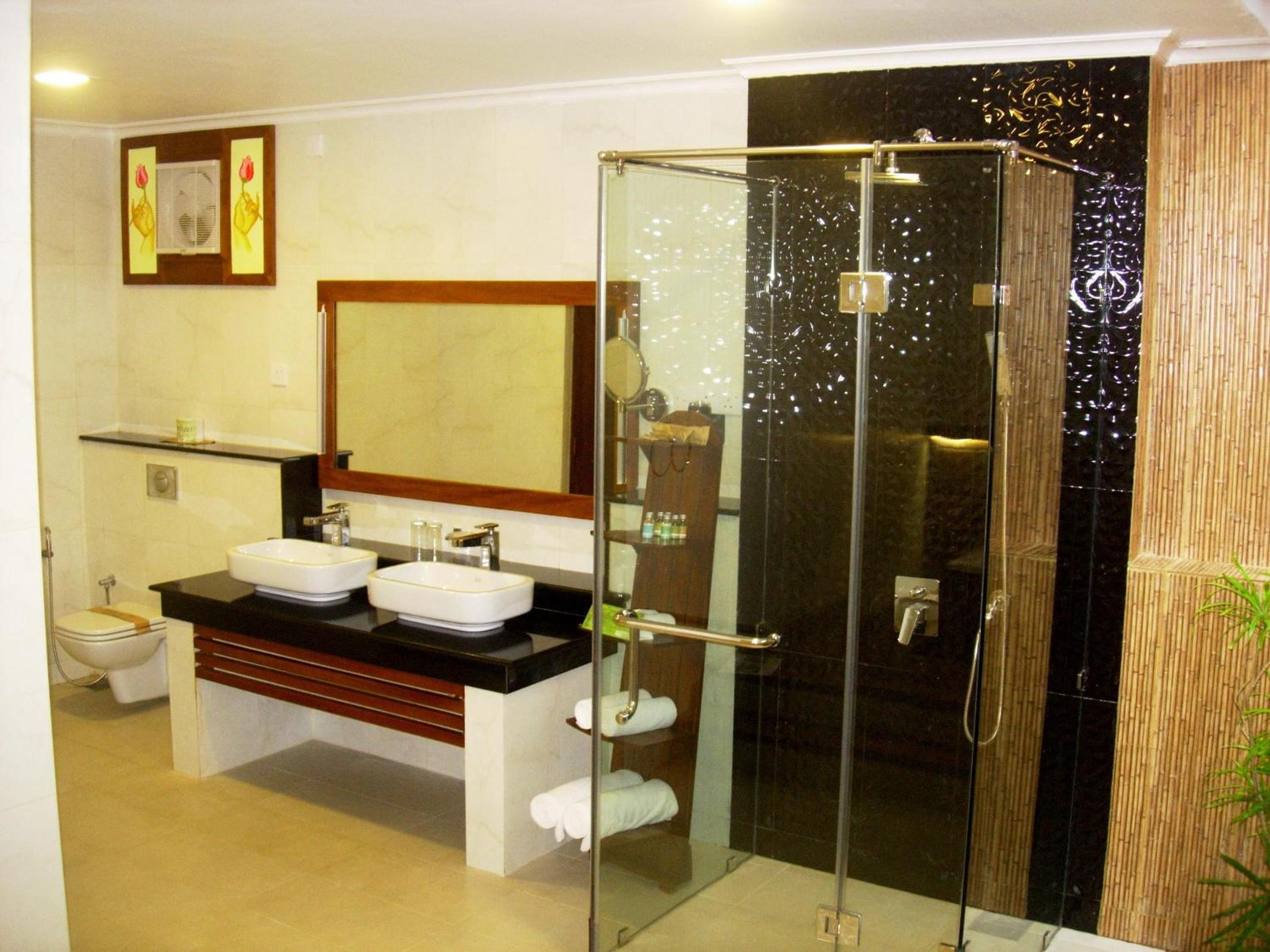 Deluxe Suite with Yoga and Ayurveda photo 3