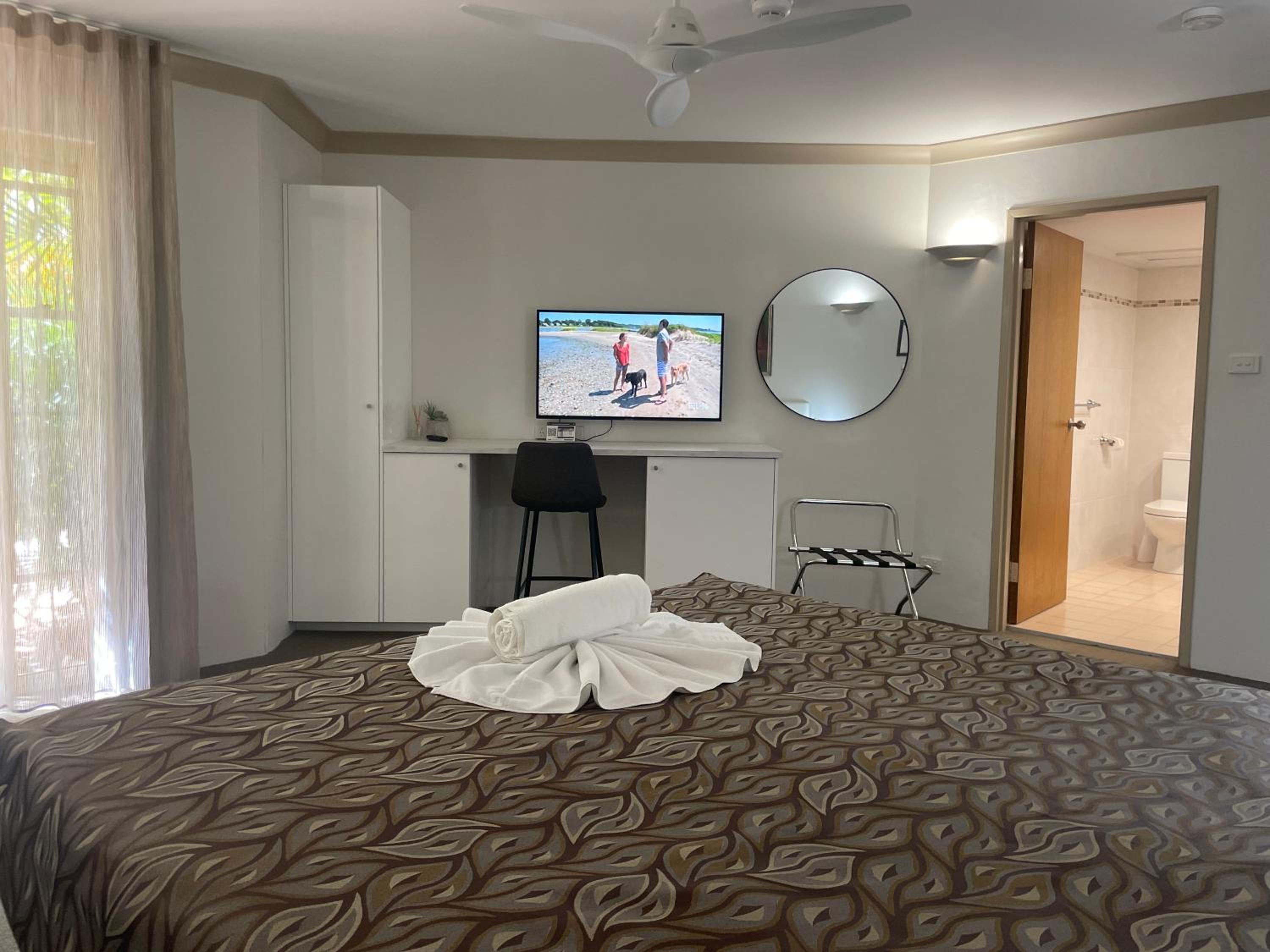 Superior King Room photo 2
