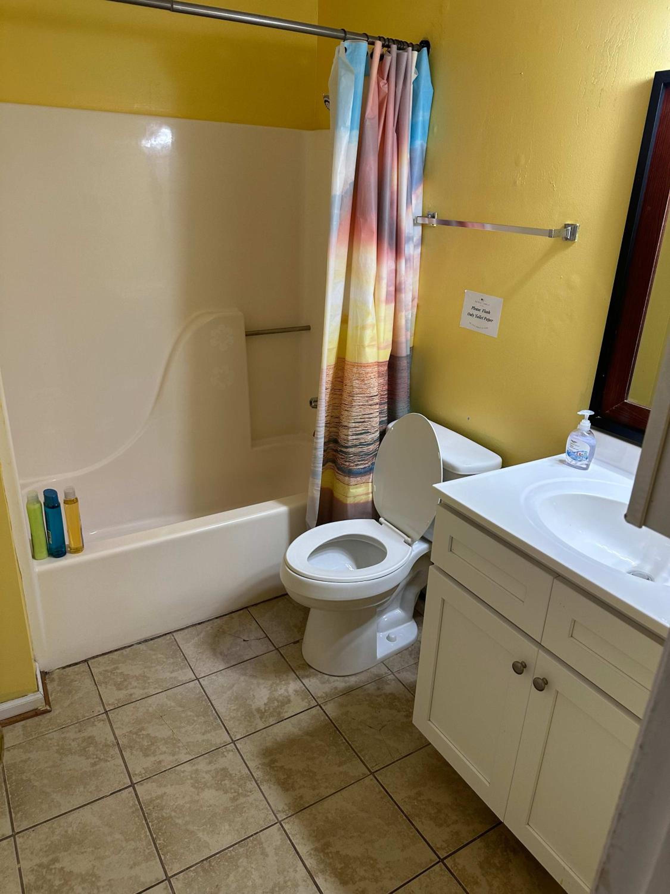 Family Room - Photo 21
