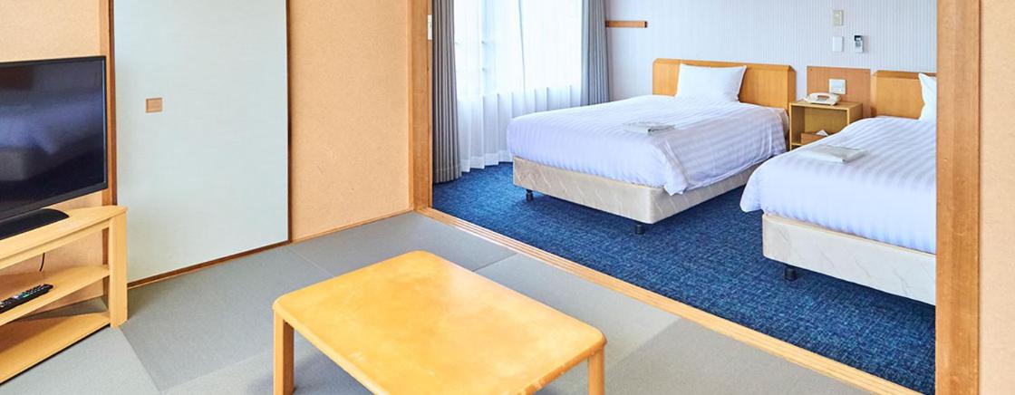Room with Tatami Area - Smoking
