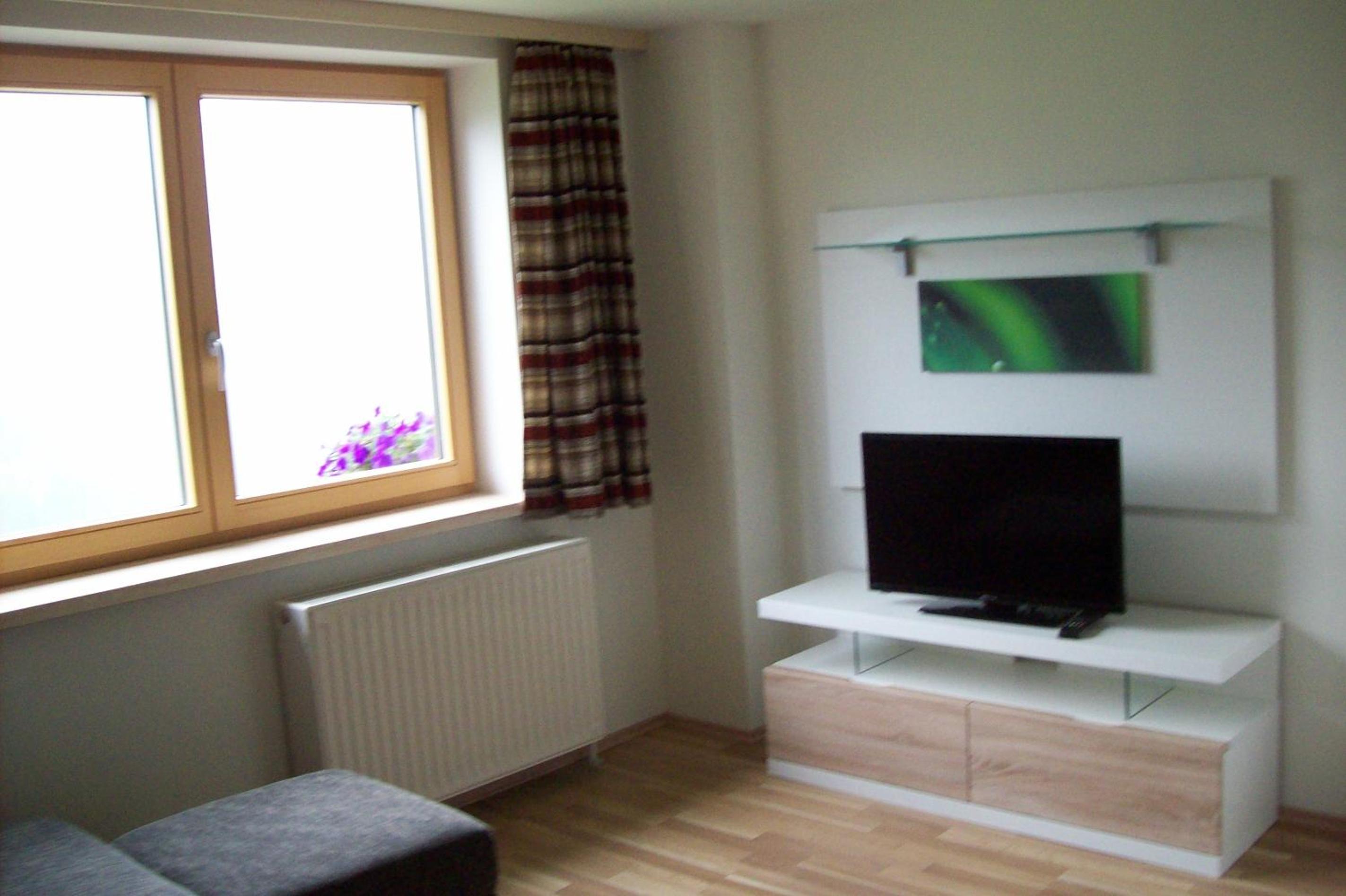 Two-Bedroom Apartment with Balcony II photo 3