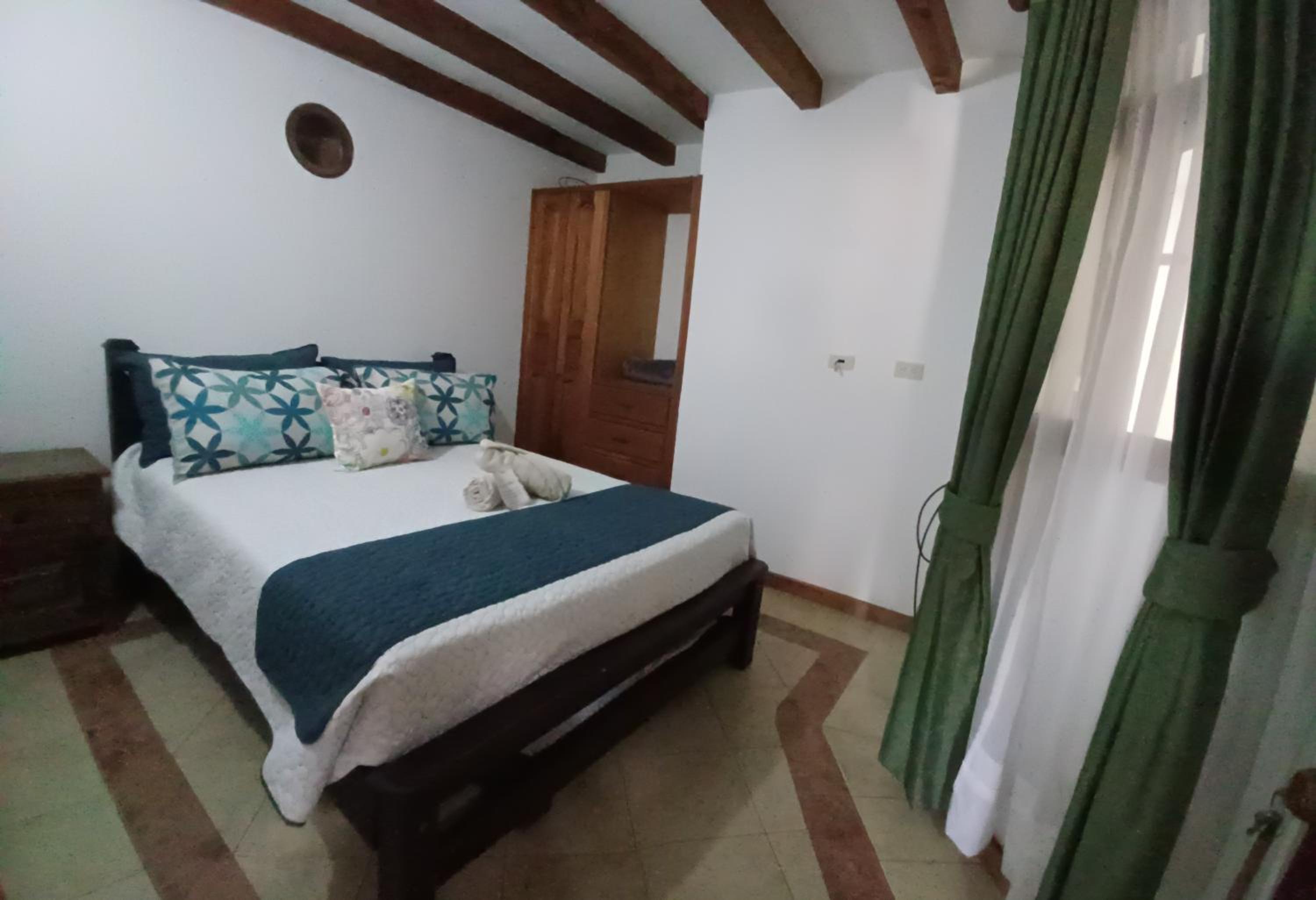 Economy Triple Room With Shared Bathroom
