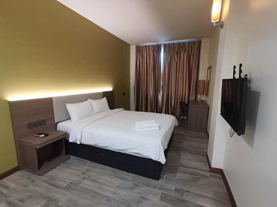 Deluxe Queen Room photo 2