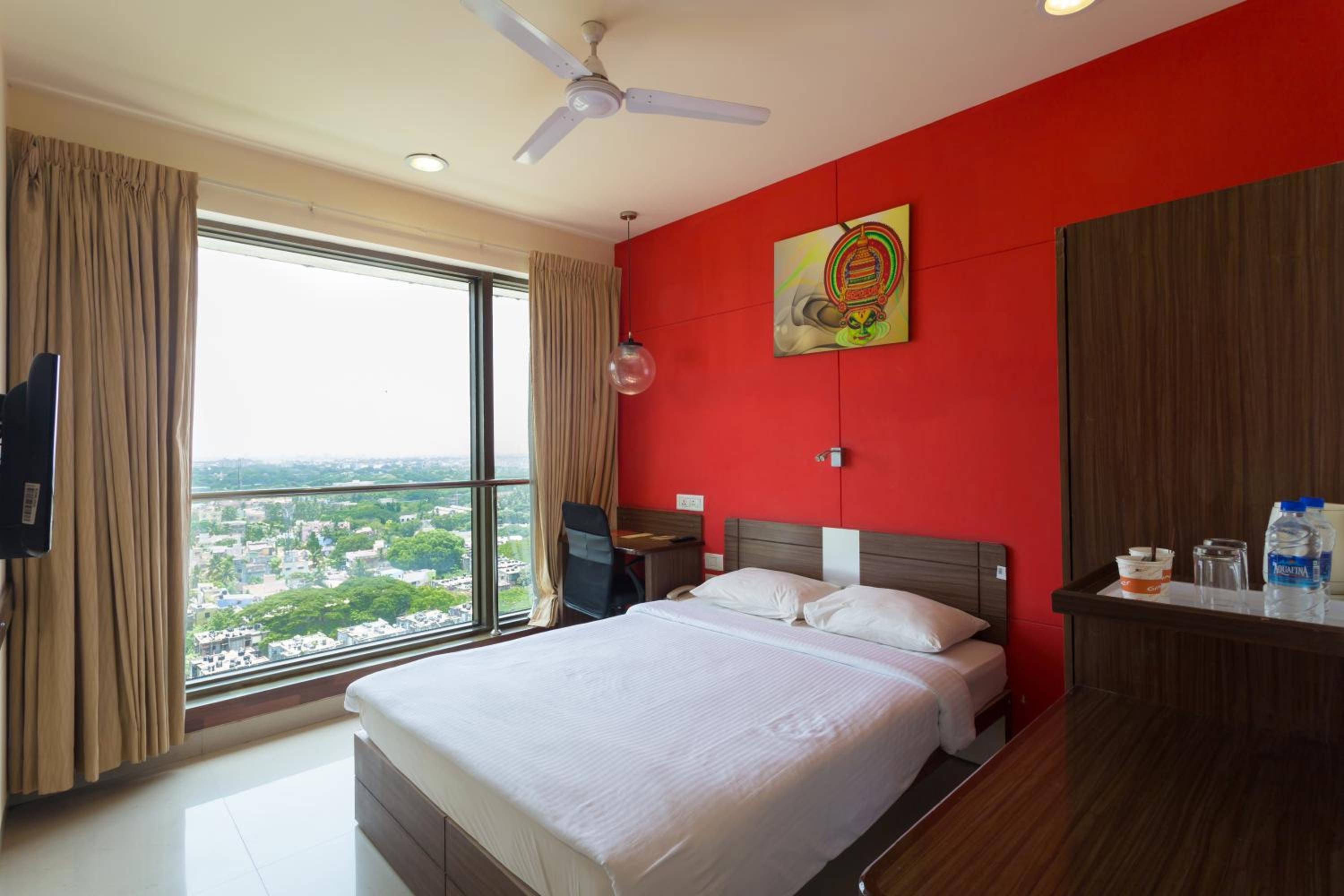 Queen Room - Photo 8