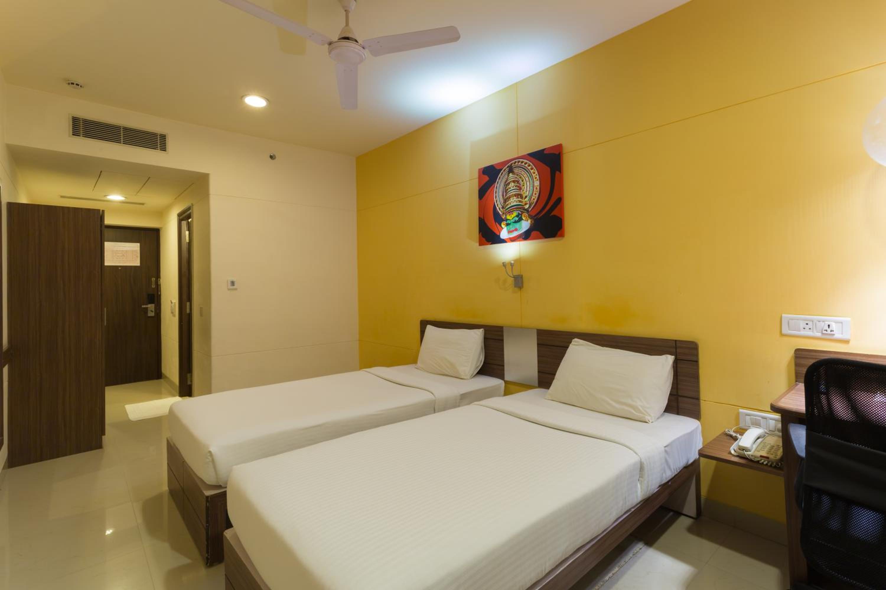 Queen Room - Photo 6