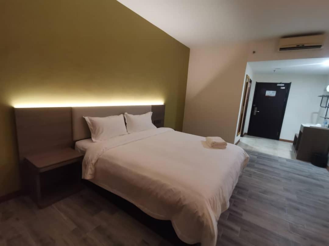 Superior King Room photo 2