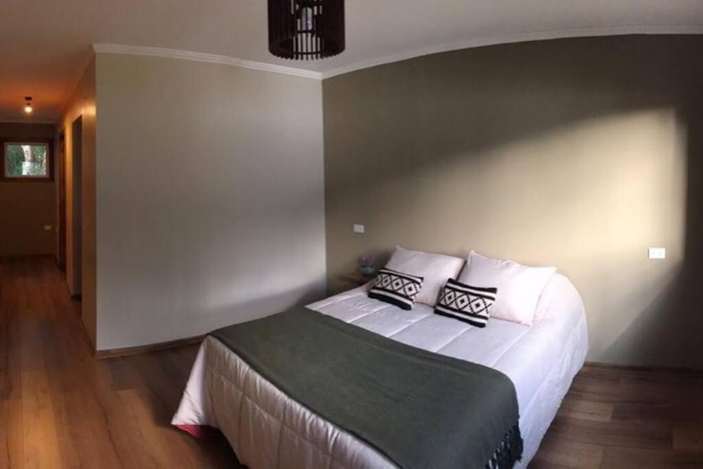 One-Bedroom House photo 1