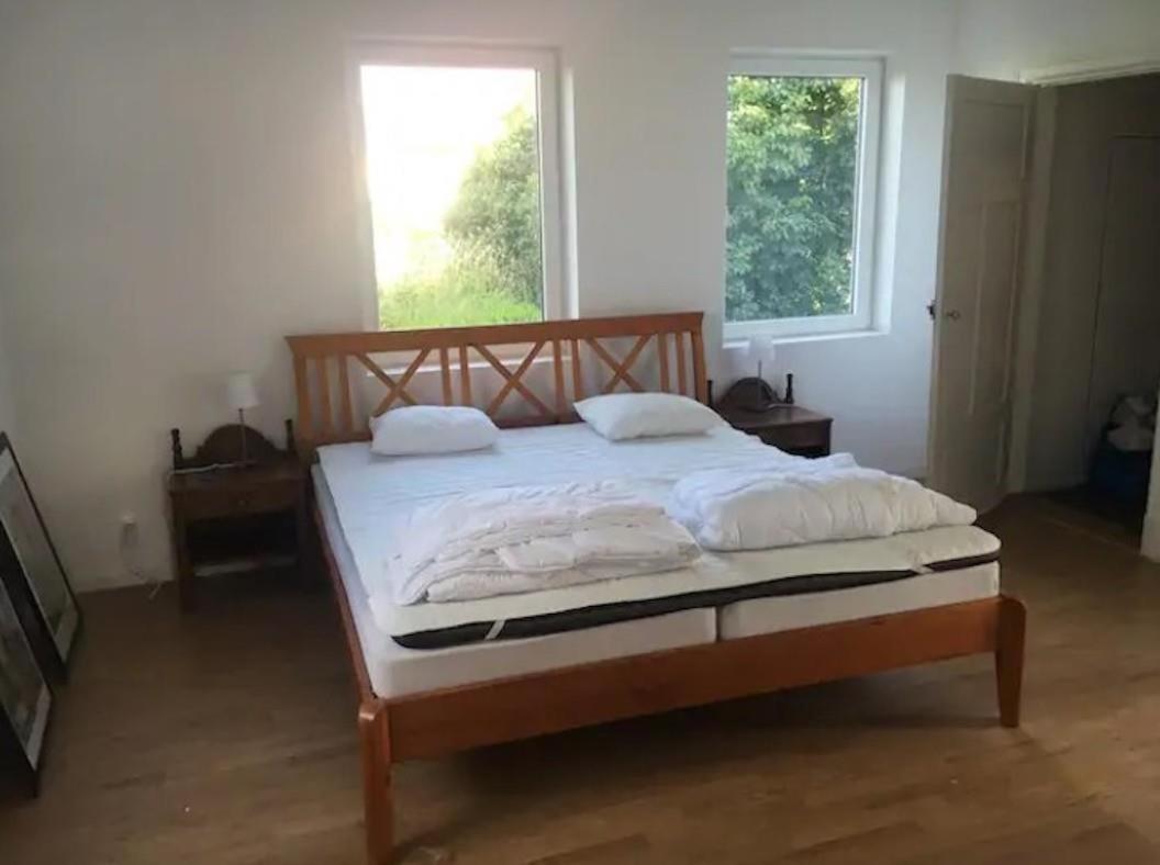 Five-Bedroom Holiday Home photo 1