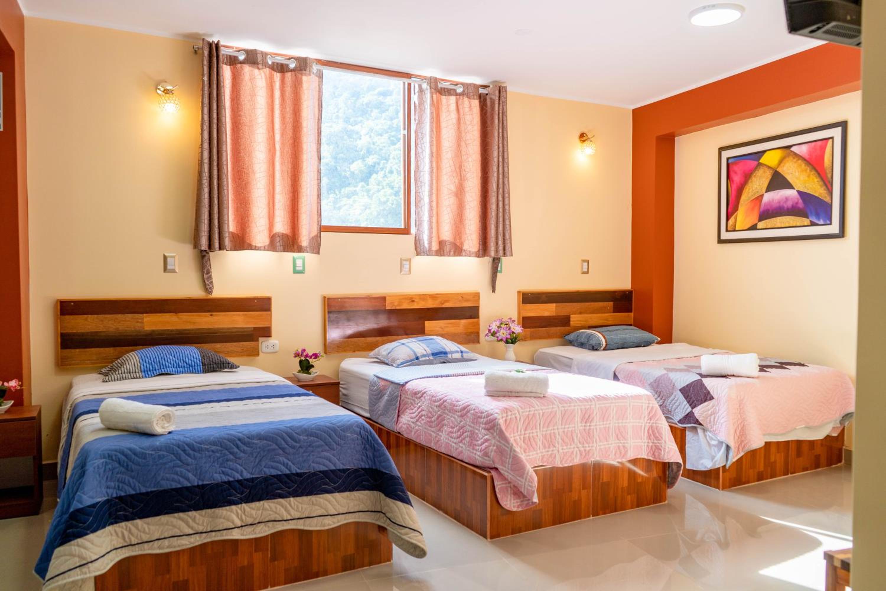 Triple Room with Private Bathroom photo 3