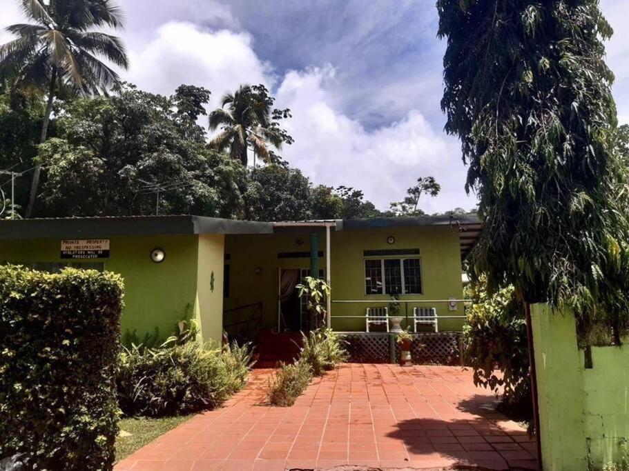 One-Bedroom House photo 1