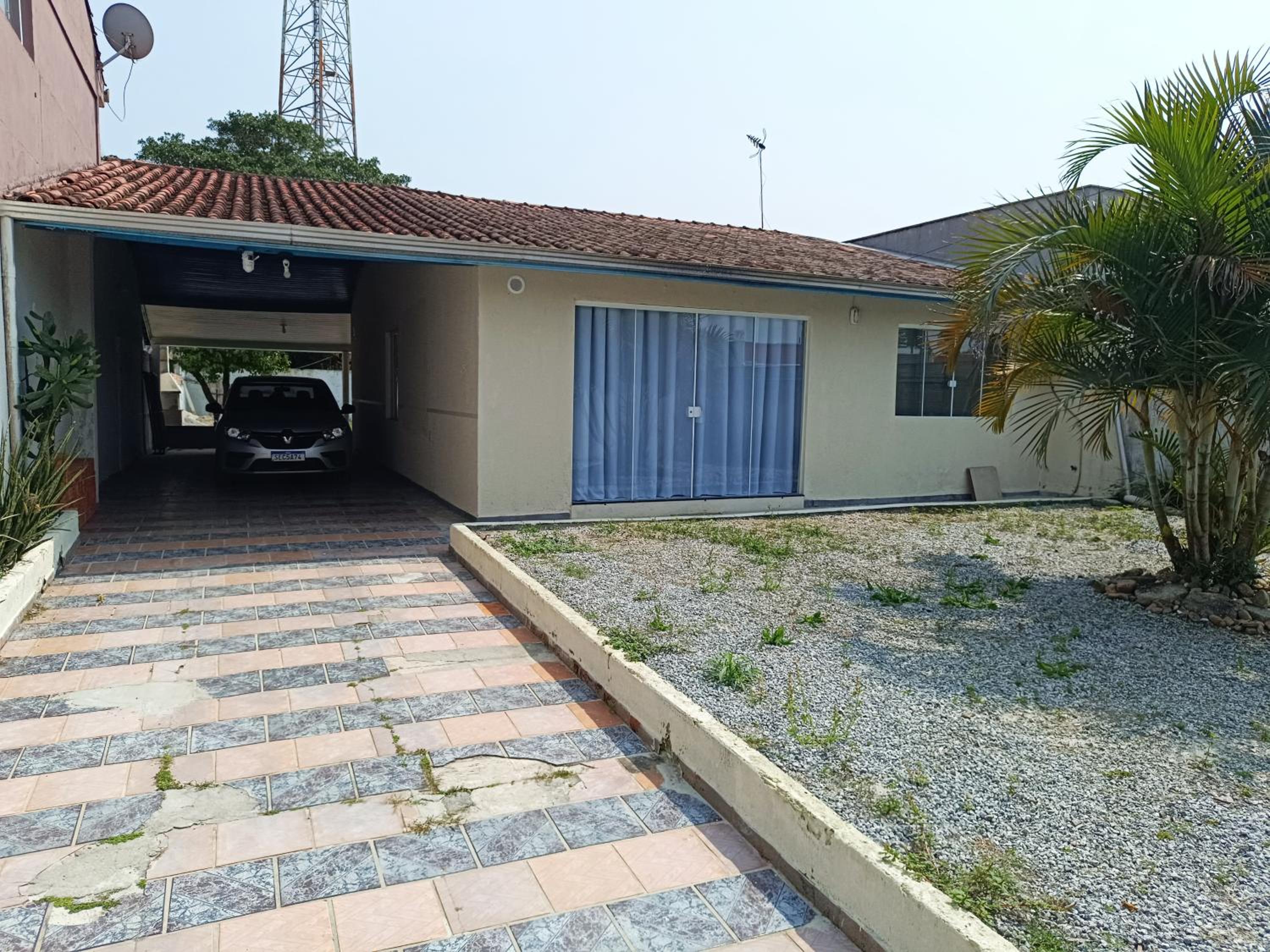Three-Bedroom Vacation Home  photo 3
