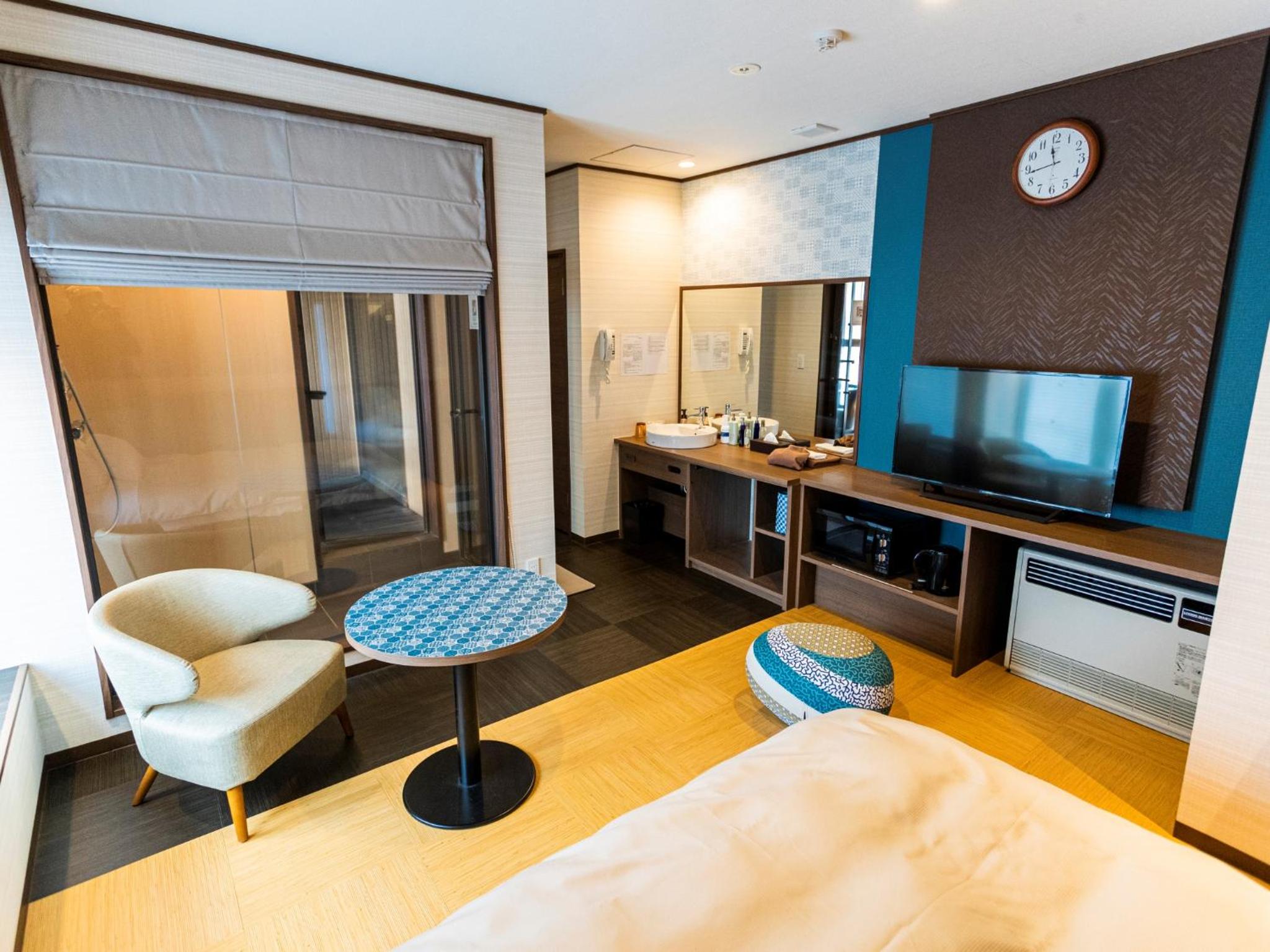 Semi Double Room With Kitchenette And Open-Air Bath