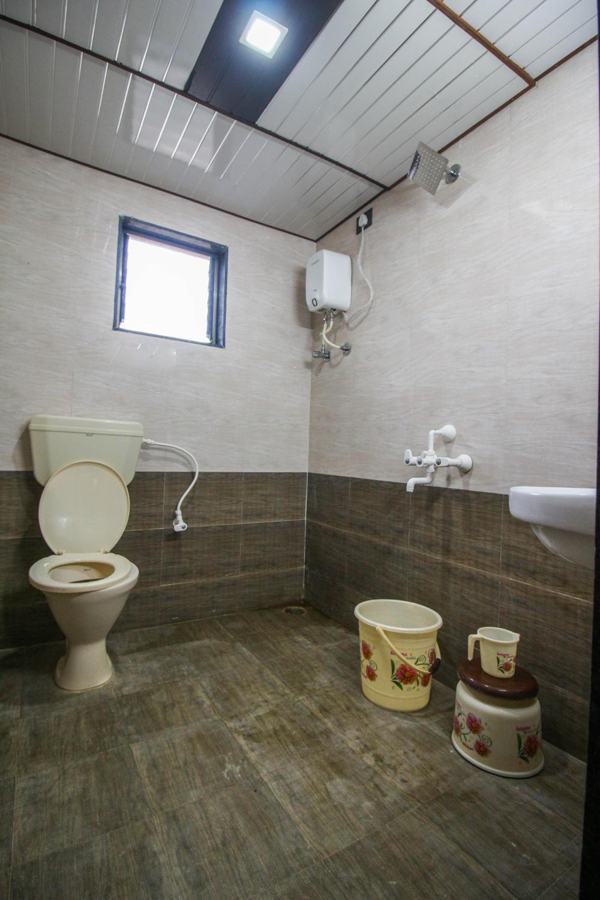 Double Room with Balcony photo 2