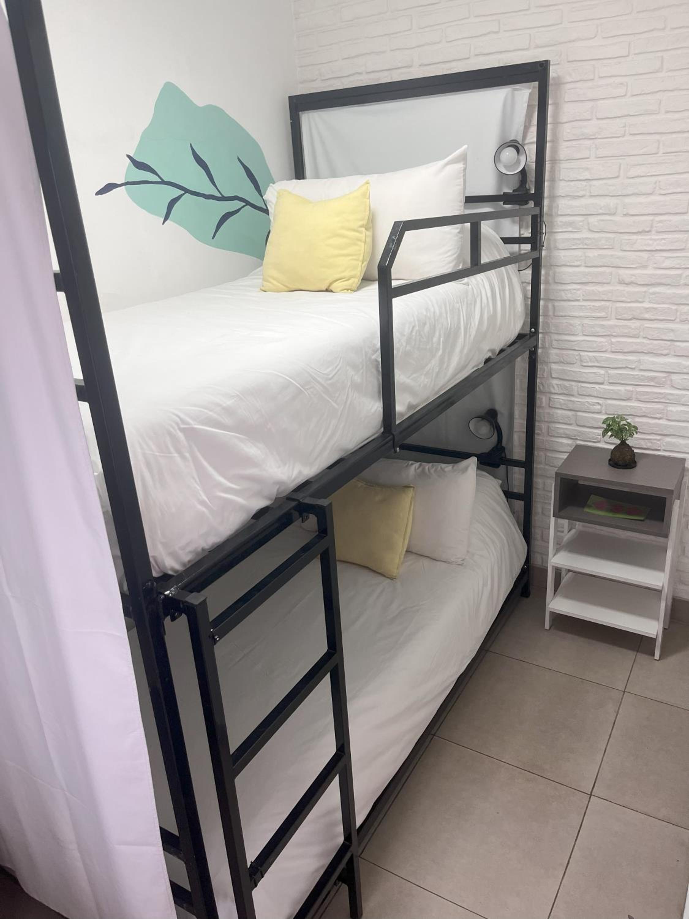Twin Room with Private Bathroom photo 1