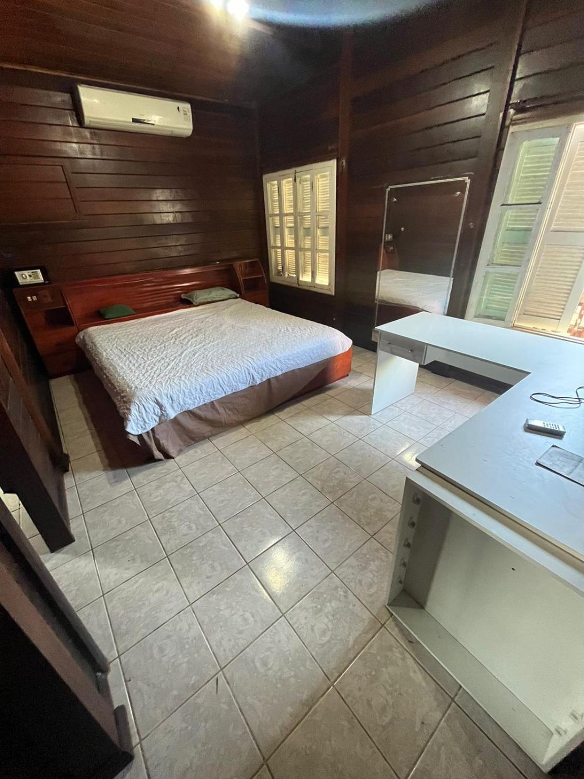 Four-Bedroom House photo 1