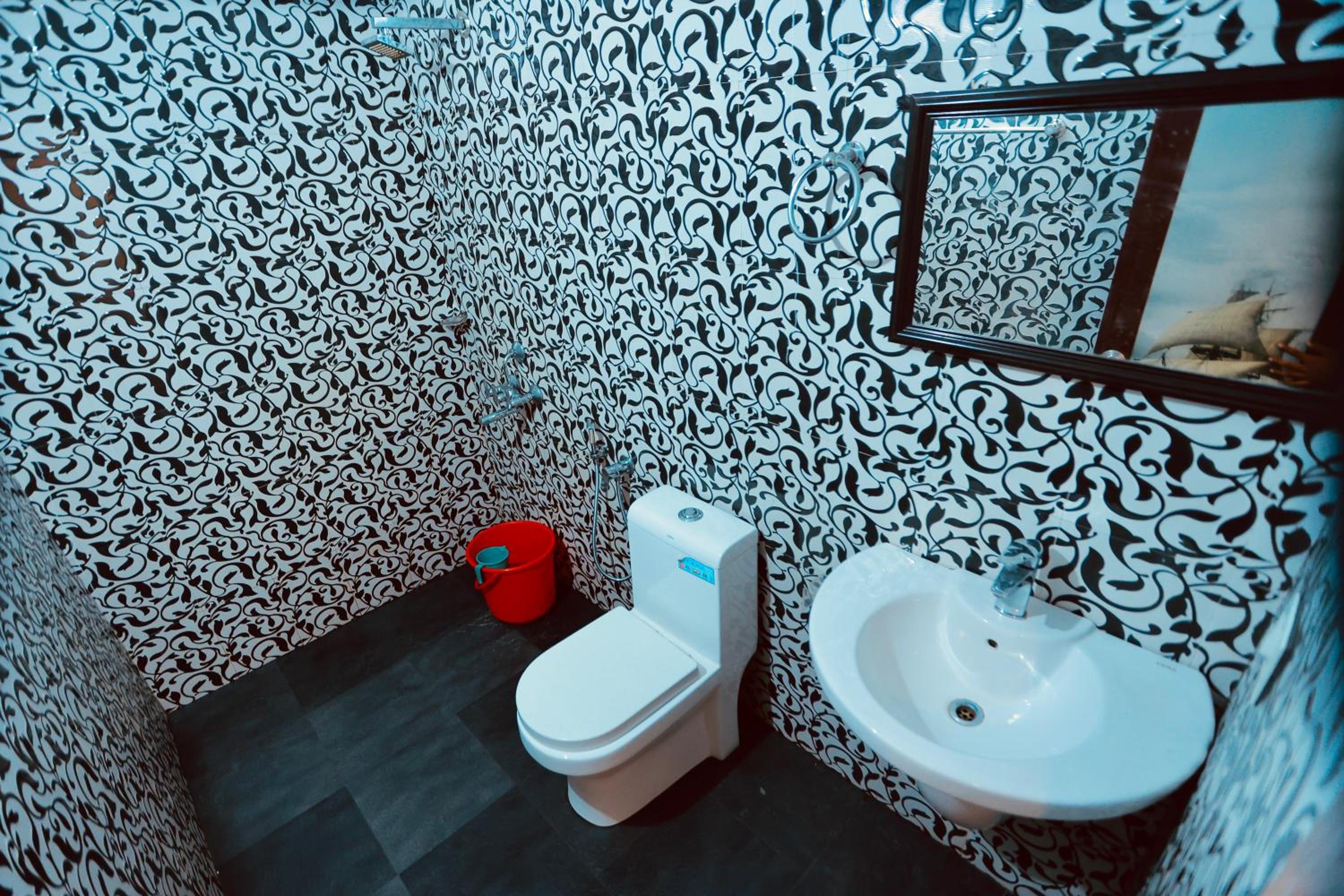 Deluxe Double or Twin Room with Garden View photo 2