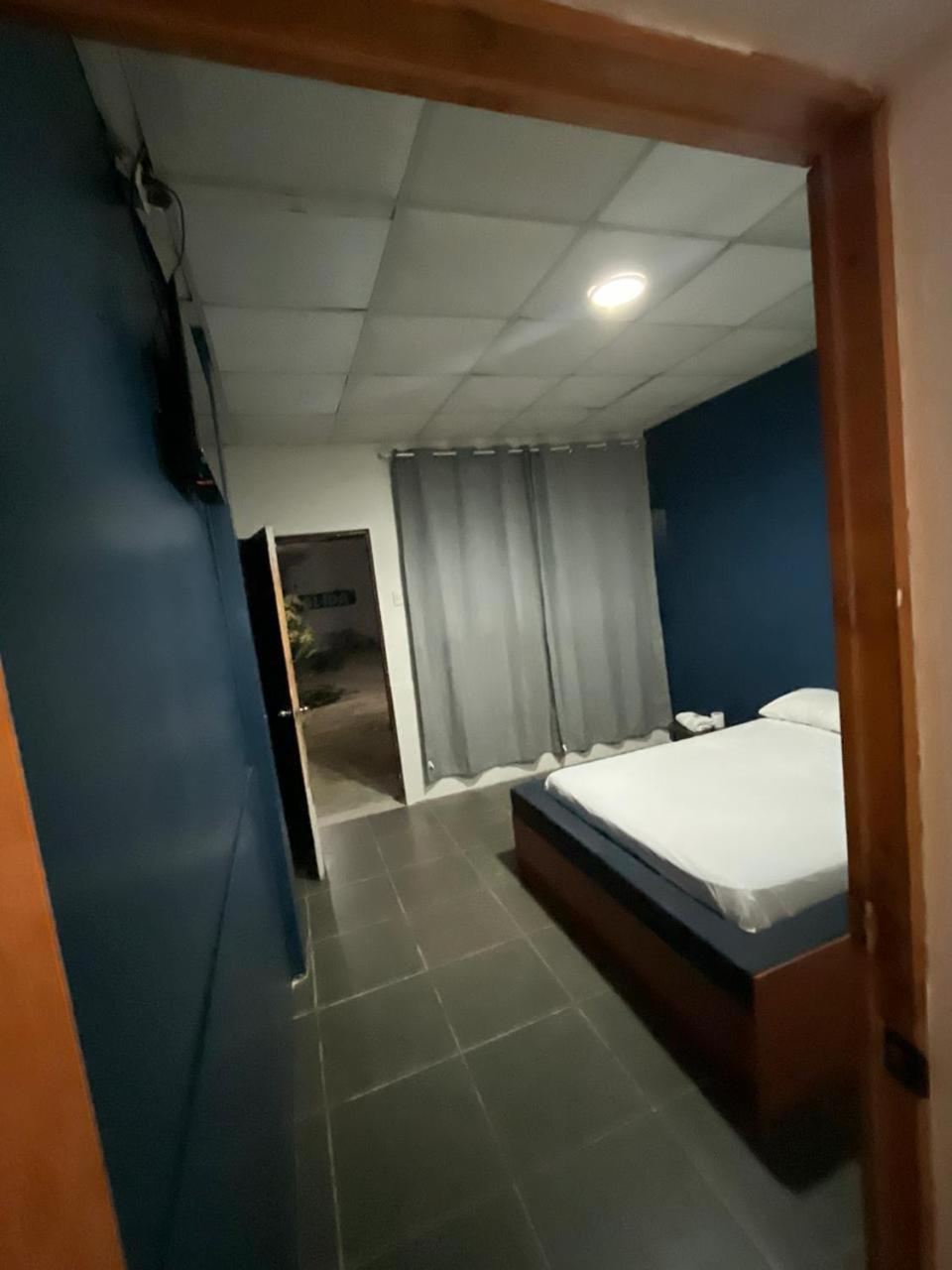 Queen Suite photo 1