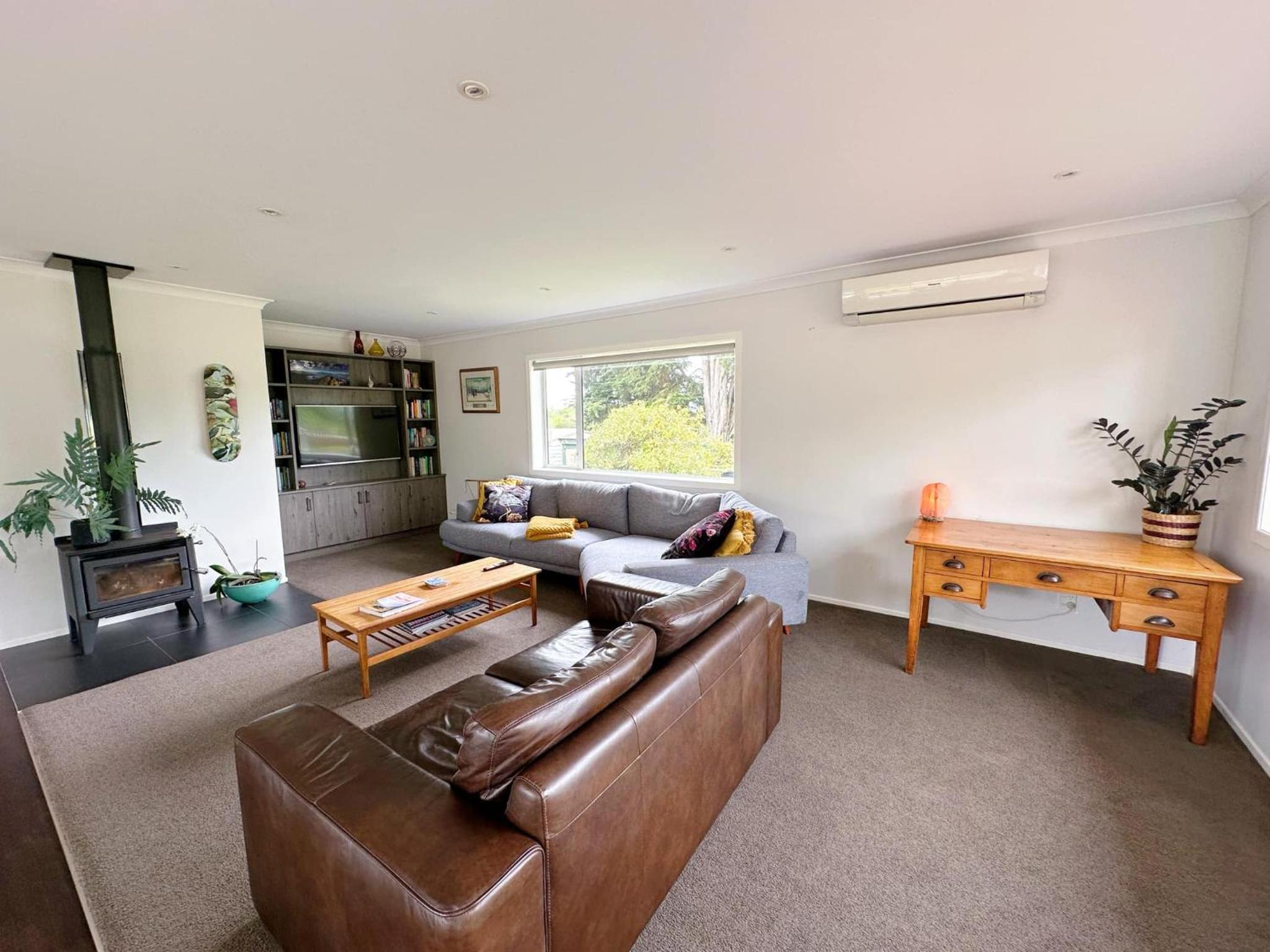 Four-Bedroom House photo 3